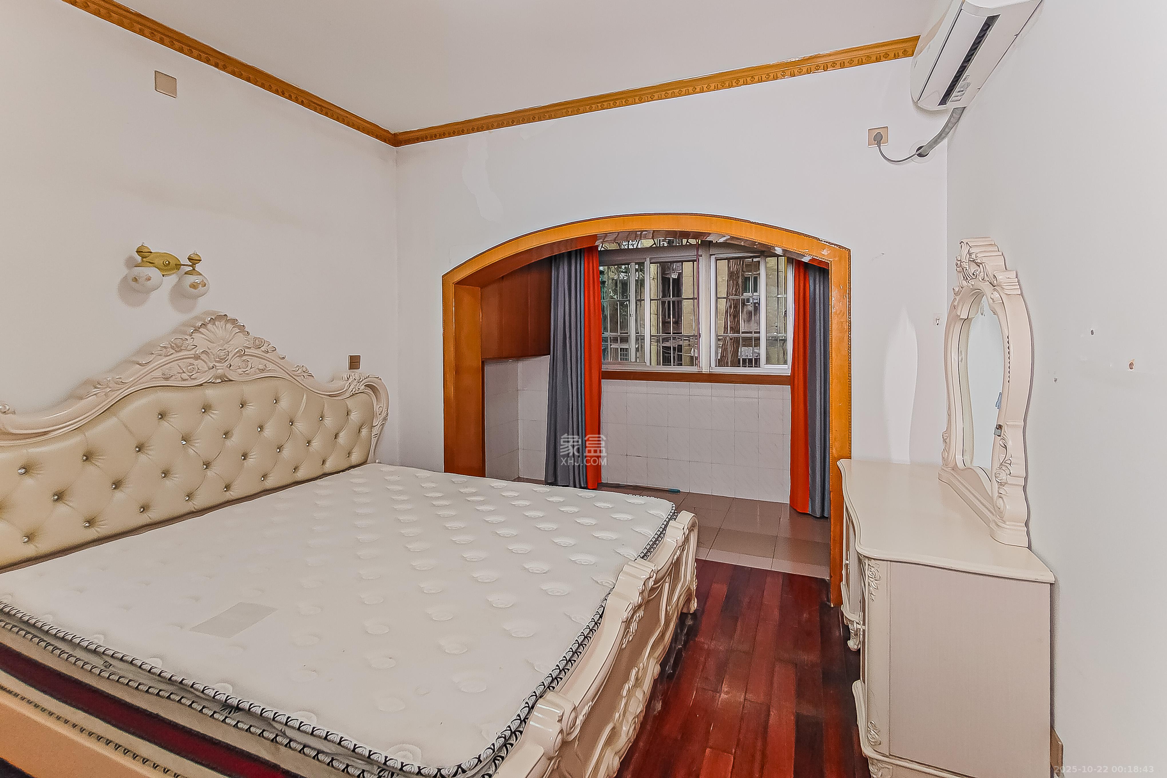 化工设计院  3室2厅1卫    80.0万卧室