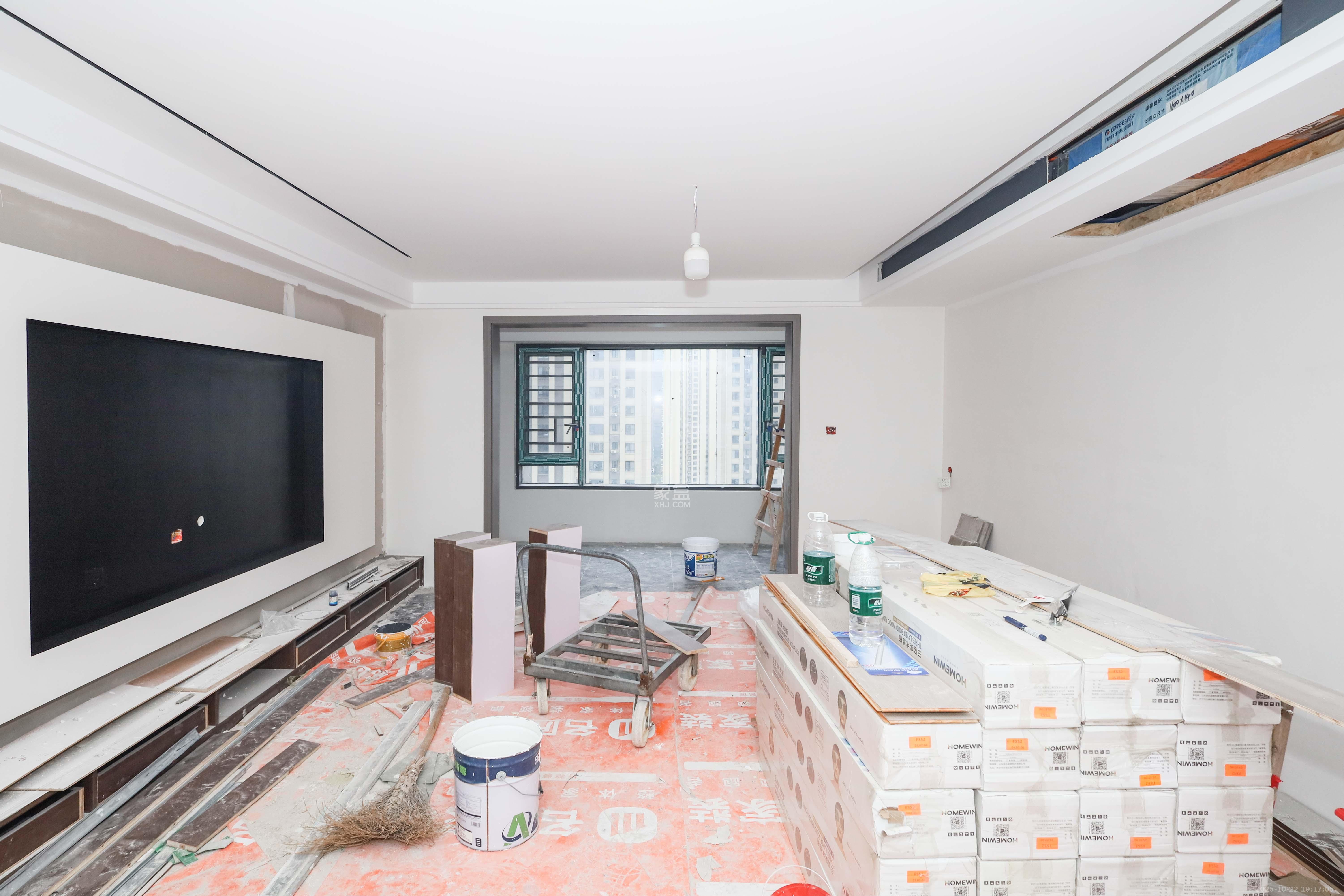 惠天然梅岭国际  5室2厅1卫    240.0万