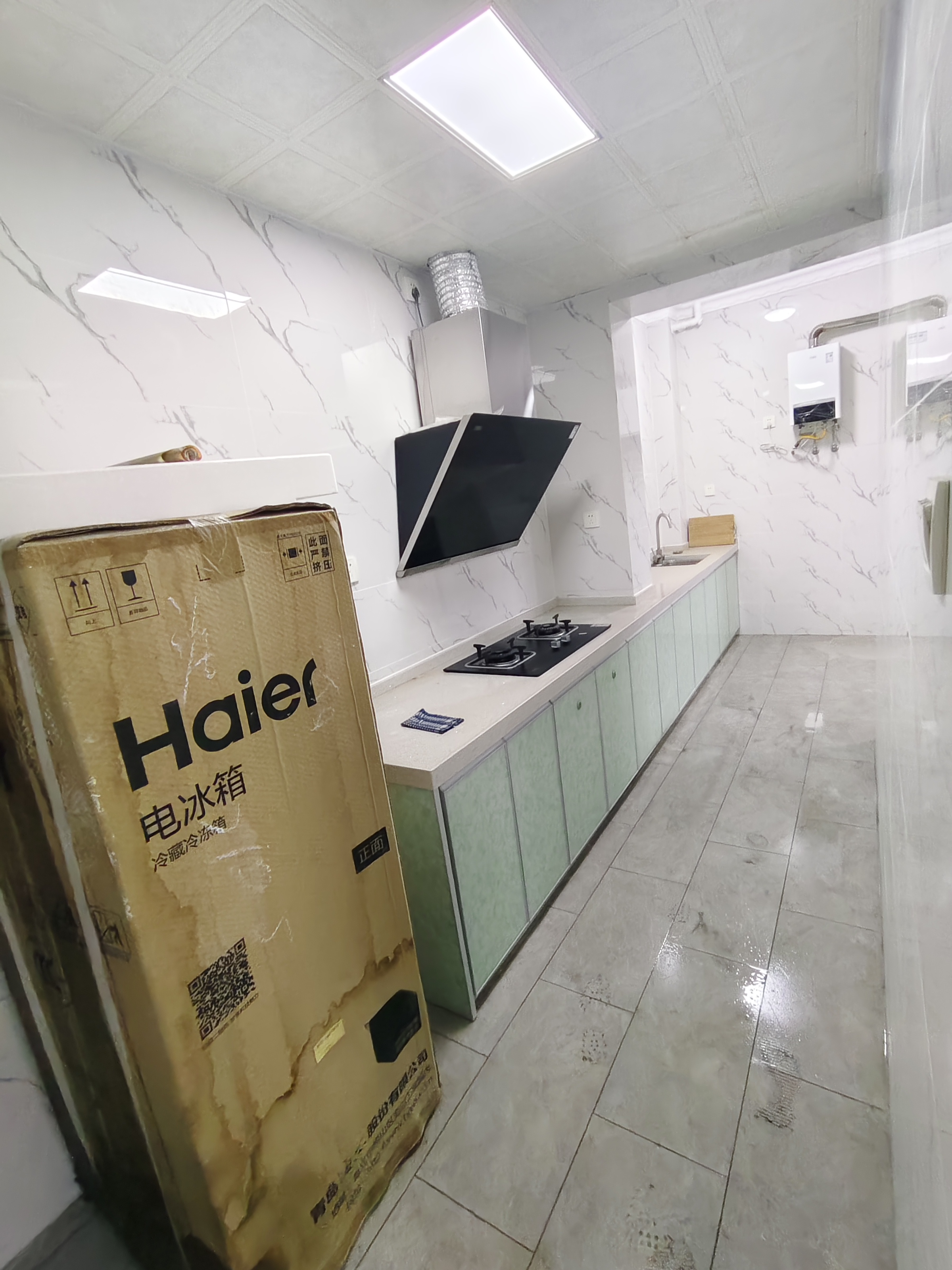 国贸城市花园  3室2厅2卫    4000.0元/月室内图