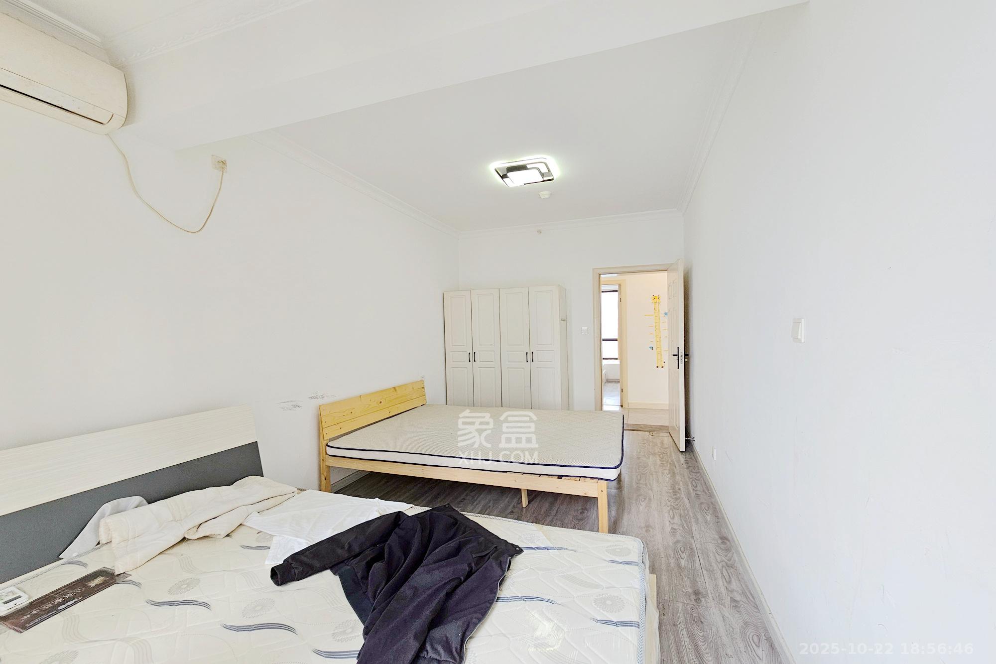 明昇壹城（明昇时代广场）二期  4室2厅2卫    172.0万卧室