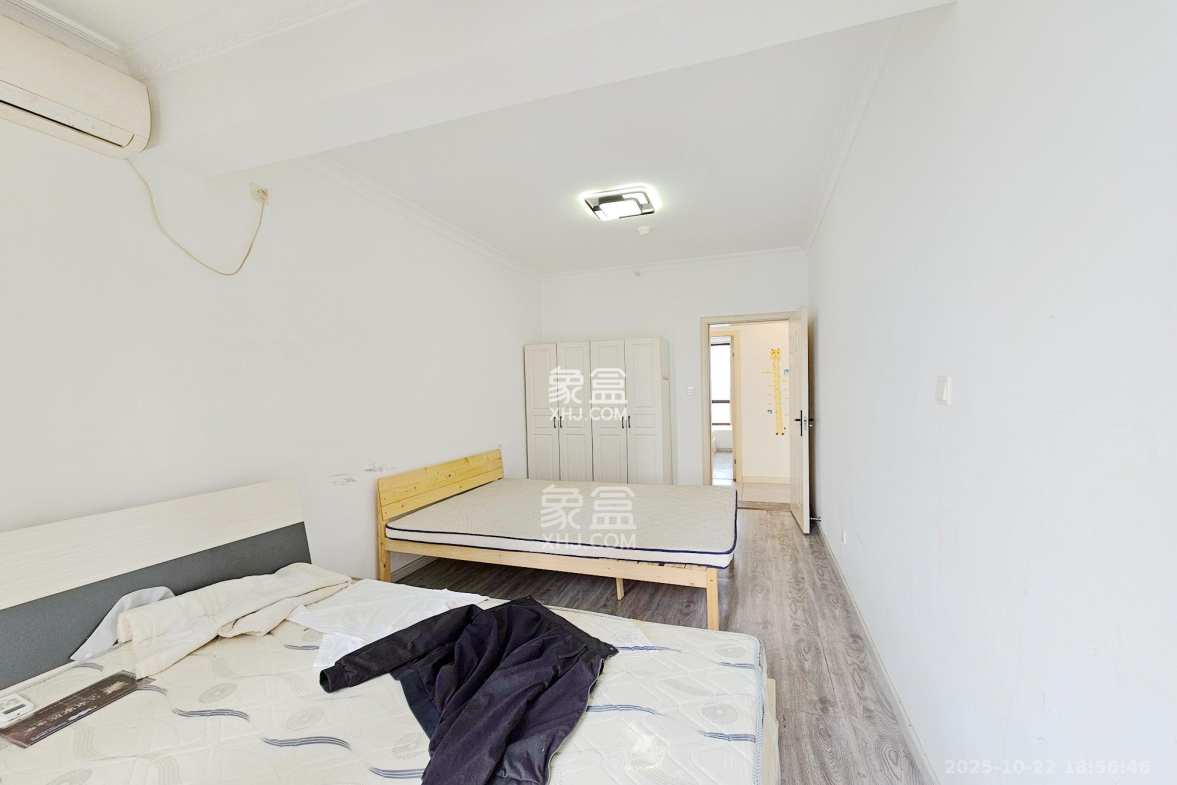 明昇壹城(明昇时代广场)二期 4室2厅2卫 172.0万 明昇壹城(明昇时代广场)二期 4室2厅2卫 172.0万卧室