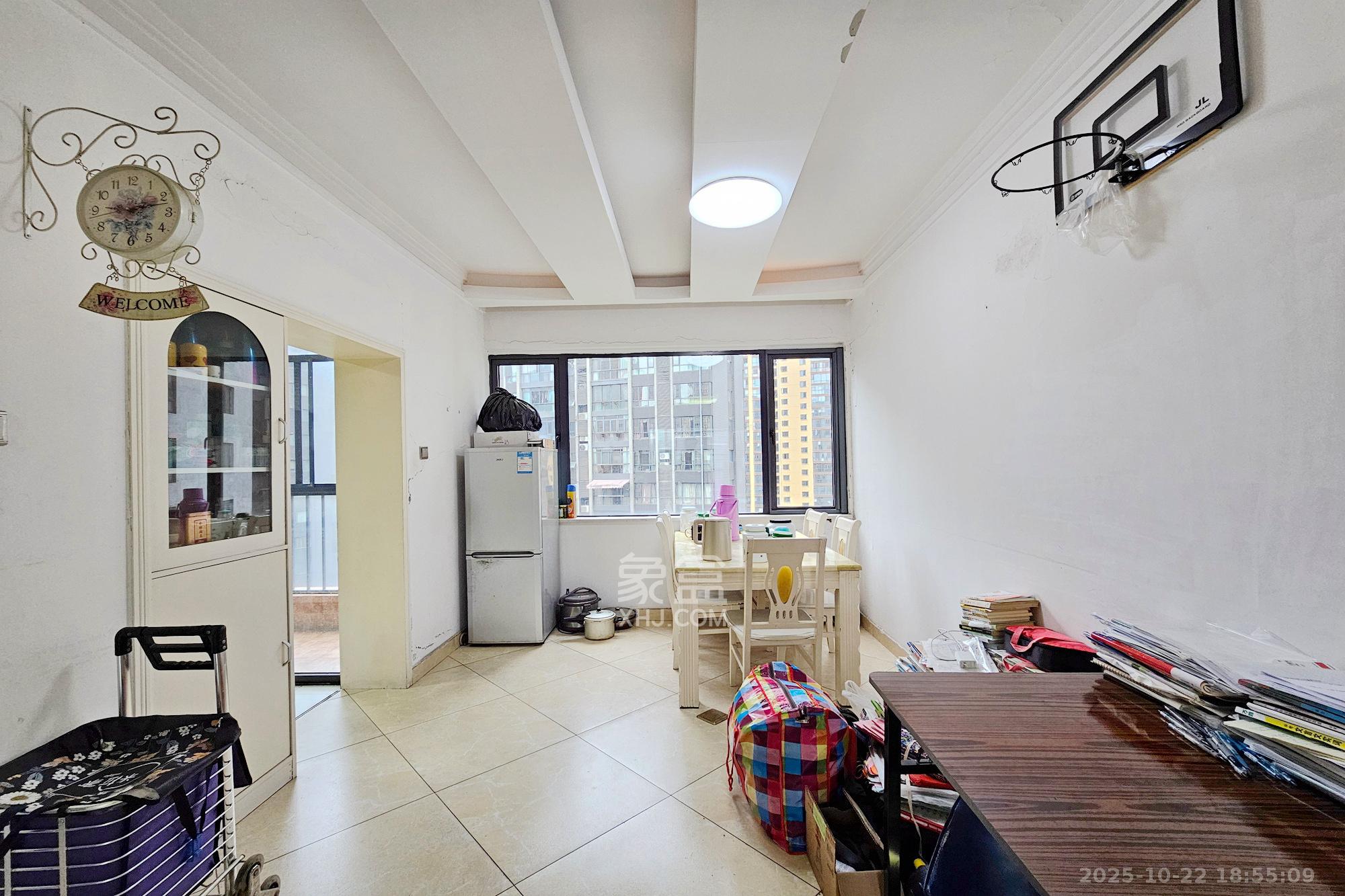 茂华国际湘 3室2厅2卫 105.0万 茂华国际湘 3室2厅2卫 105.0万客厅