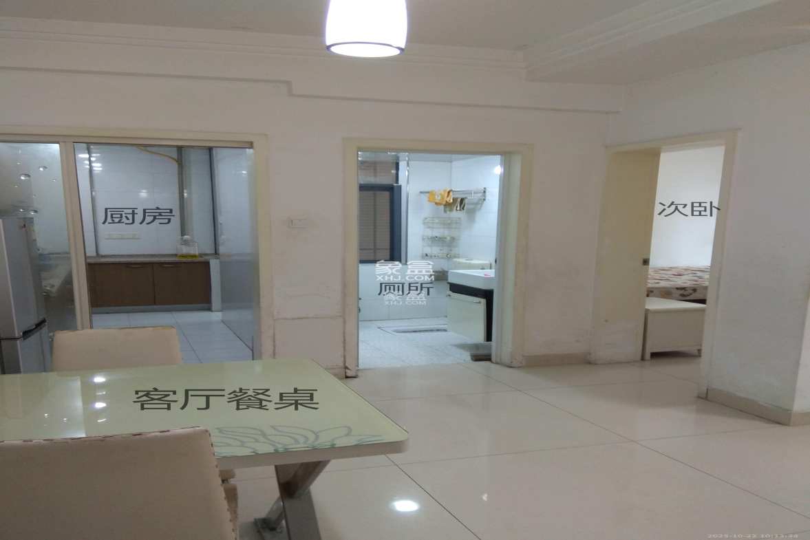 融圣国际 2室2厅1卫 2600.0元/月 融圣国际 2室2厅1卫 2600.0元/月室内图