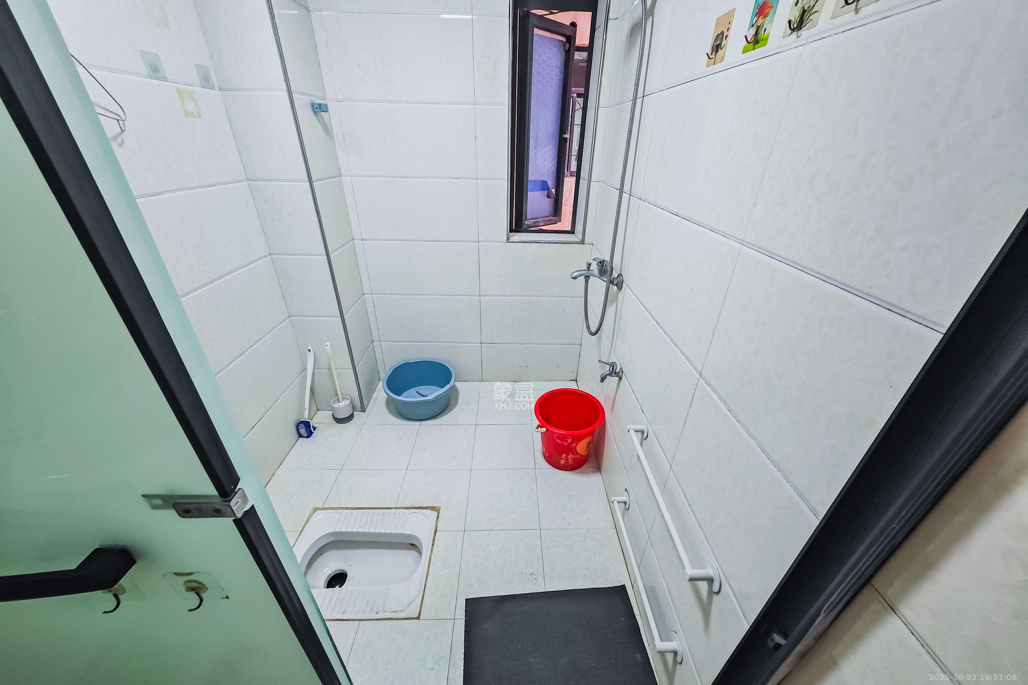 海拔东方  3室2厅1卫    75.0万 海拔东方  3室2厅1卫    75.0万其他