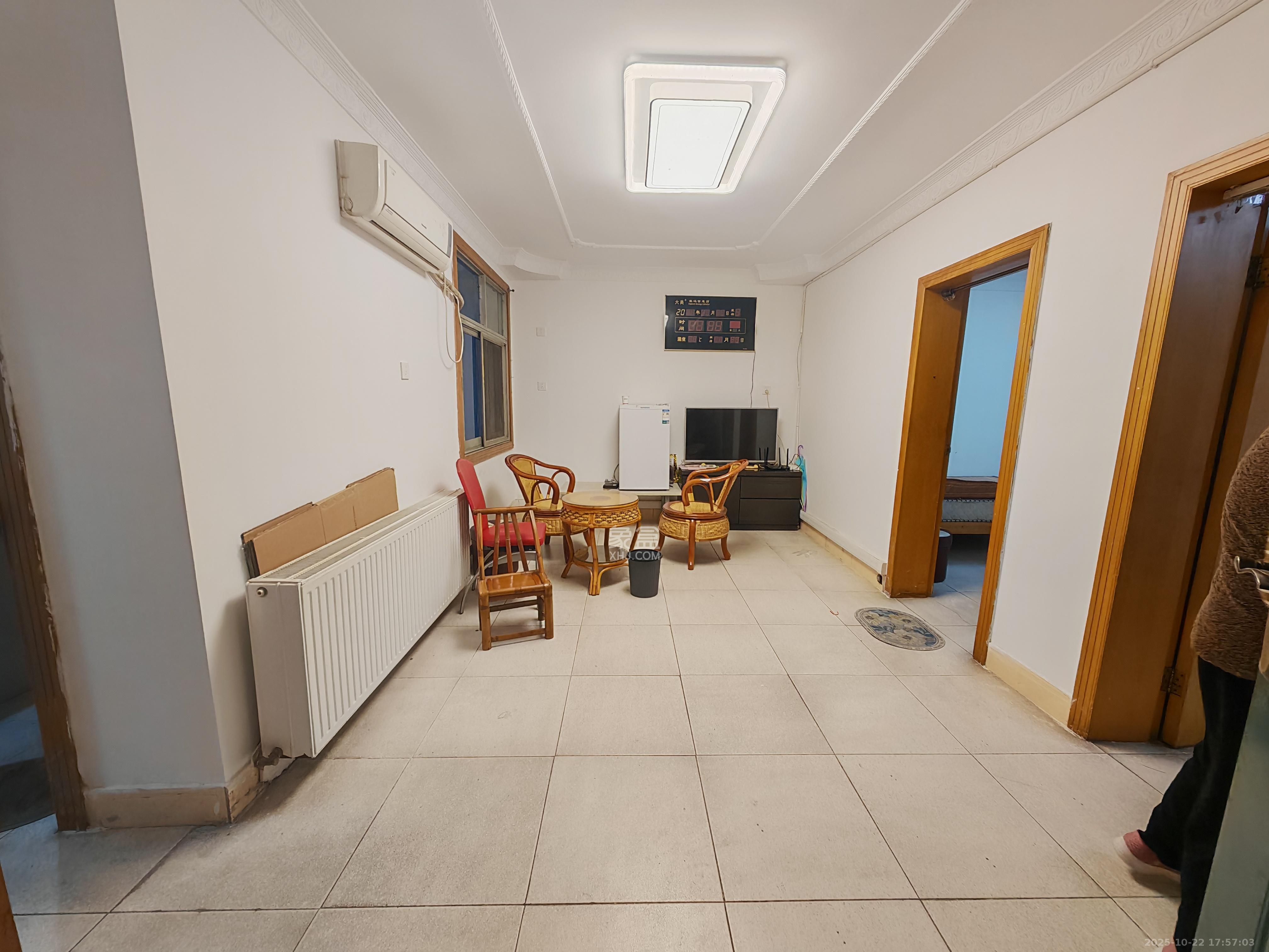 湖橡宿舍/湖橡小区  2室1厅1卫    2000.0元/月