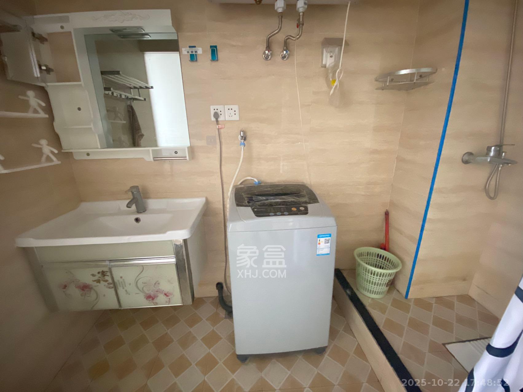 米兰春天  1室1厅1卫    1100.0元/月室内图