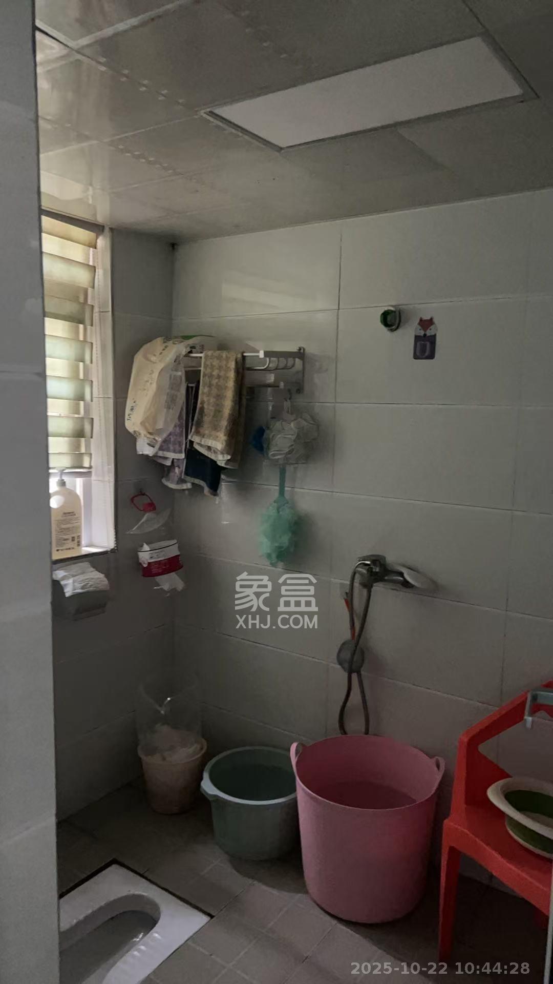 骑龙安置小区  2室2厅1卫    1700.0元/月室内图