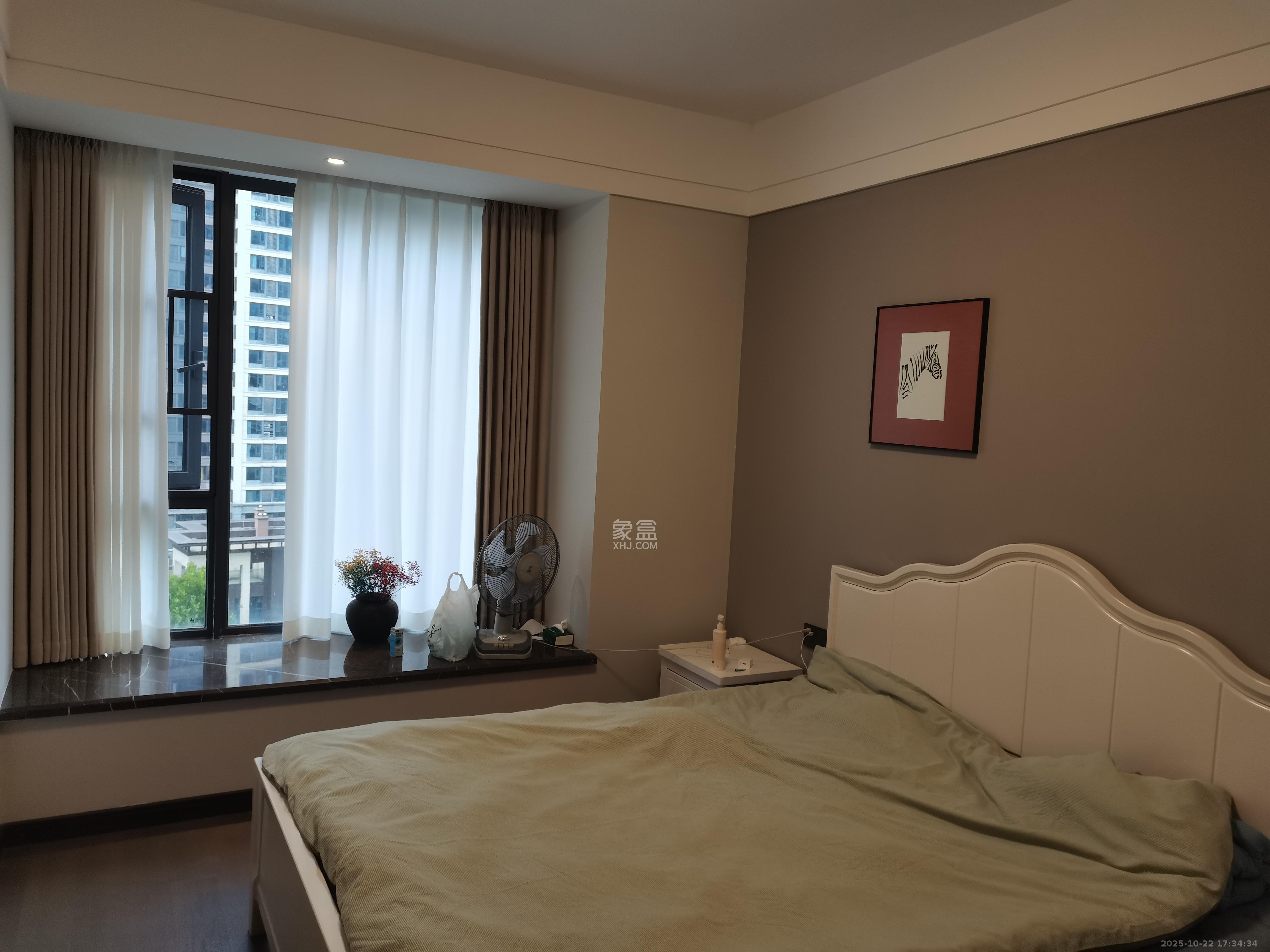 绿地麓云国际二期  5室2厅2卫    6500.0元/月室内图