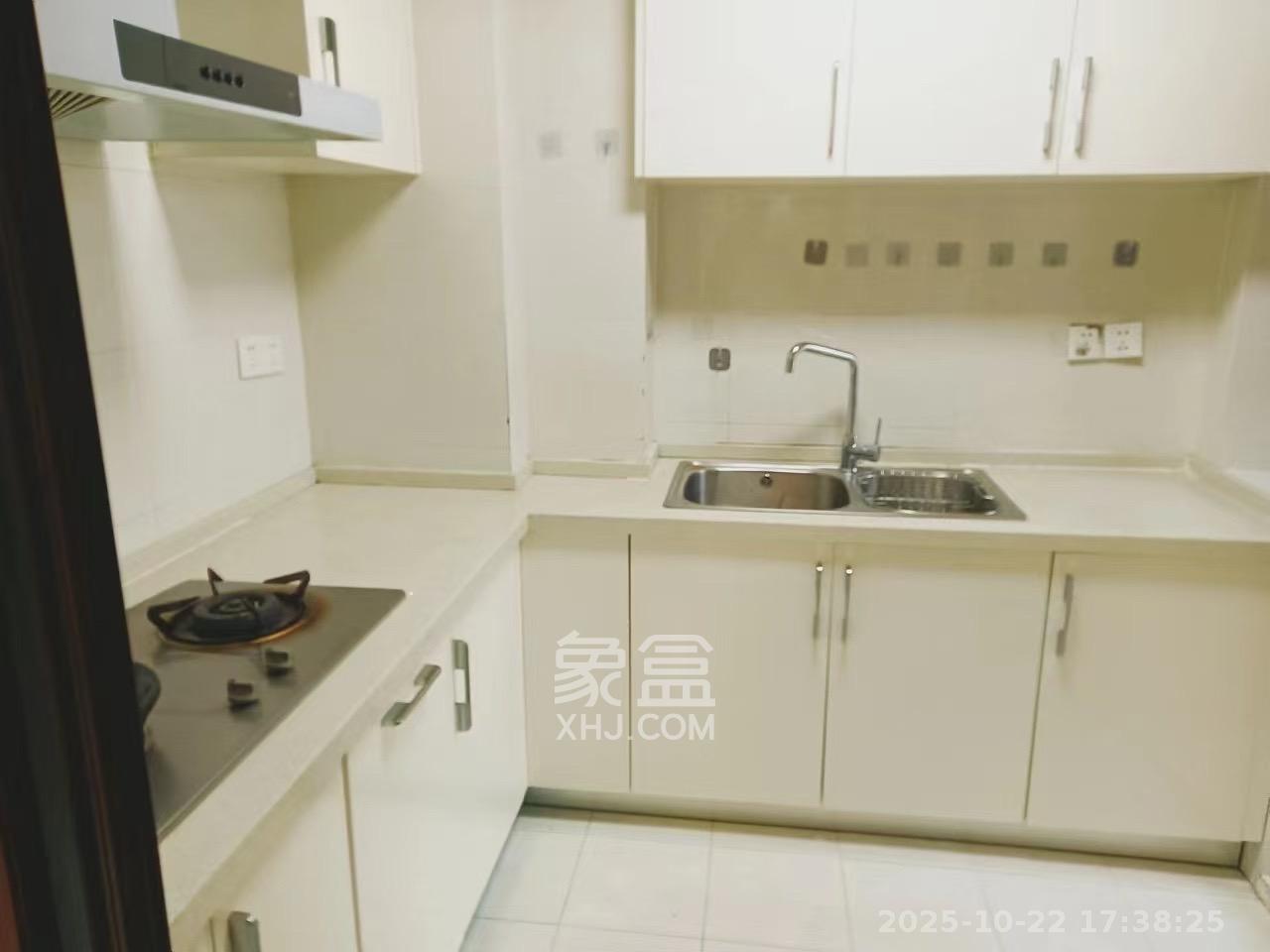 辉煌国际城二期  2室2厅1卫    2200.0元/月室内图