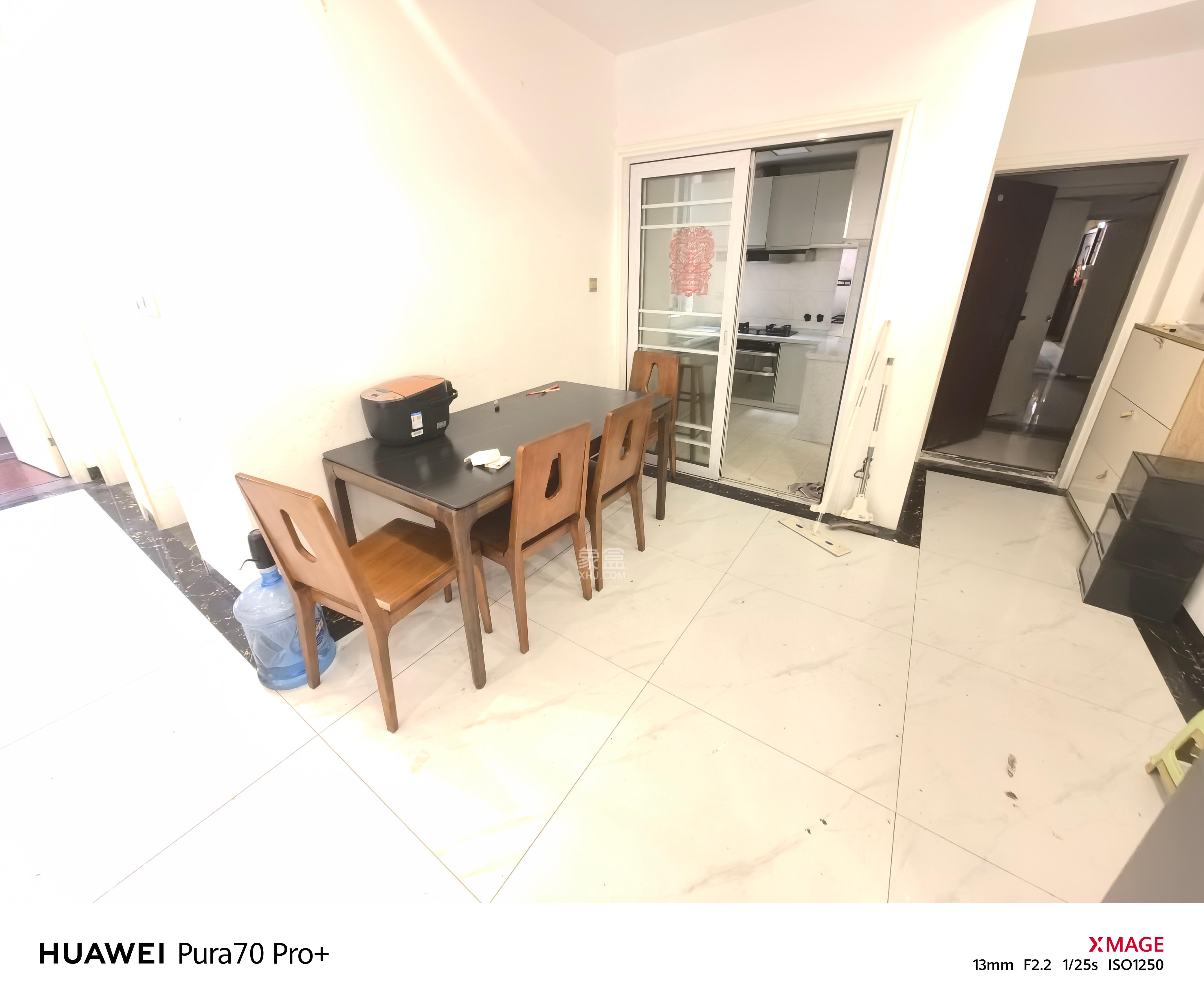 麓谷星辰  3室2厅1卫    2800.0元/月 麓谷星辰  3室2厅1卫    2800.0元/月室内图