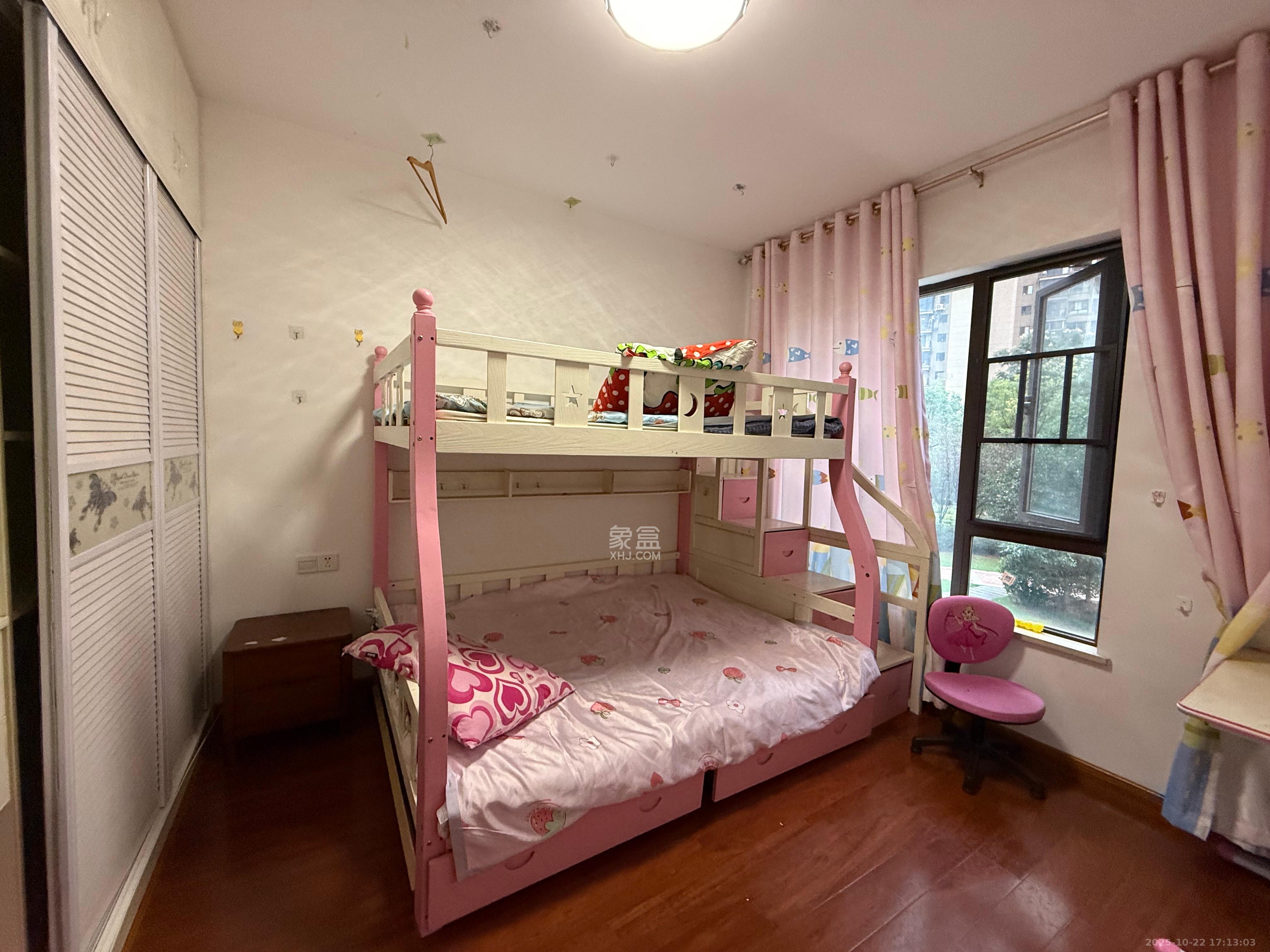 华润橡树湾  1室1厅1卫    2000.0元/月室内图