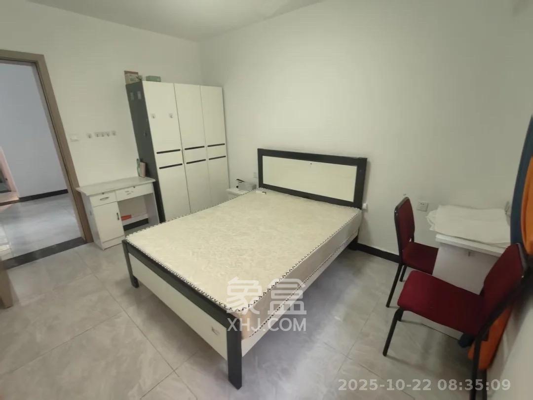 新兴小区（杨家山社区）  3室1厅1卫    1900.0元/月室内图