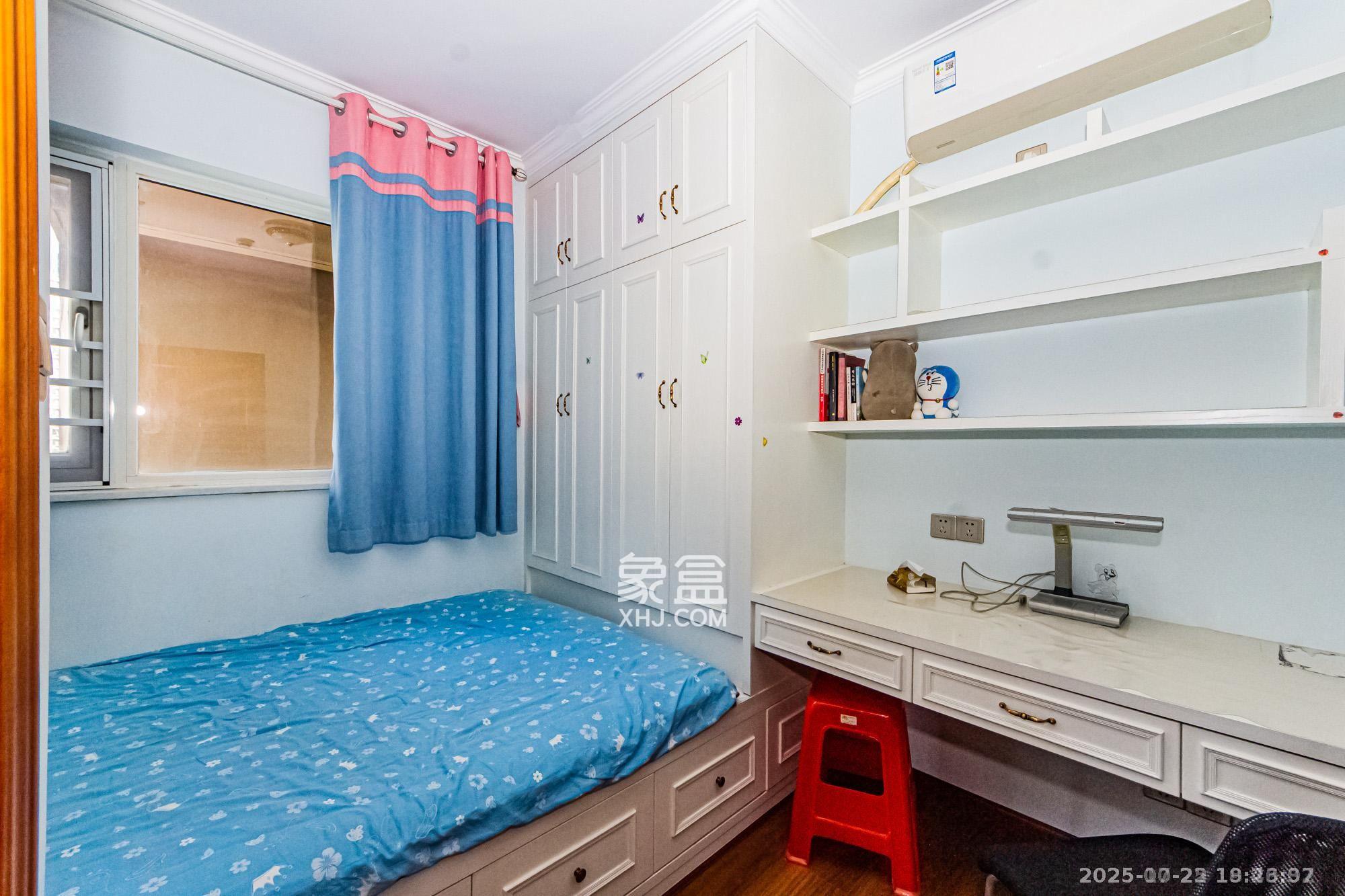 北辰三角洲E4区  3室2厅1卫    3500.0元/月室内图