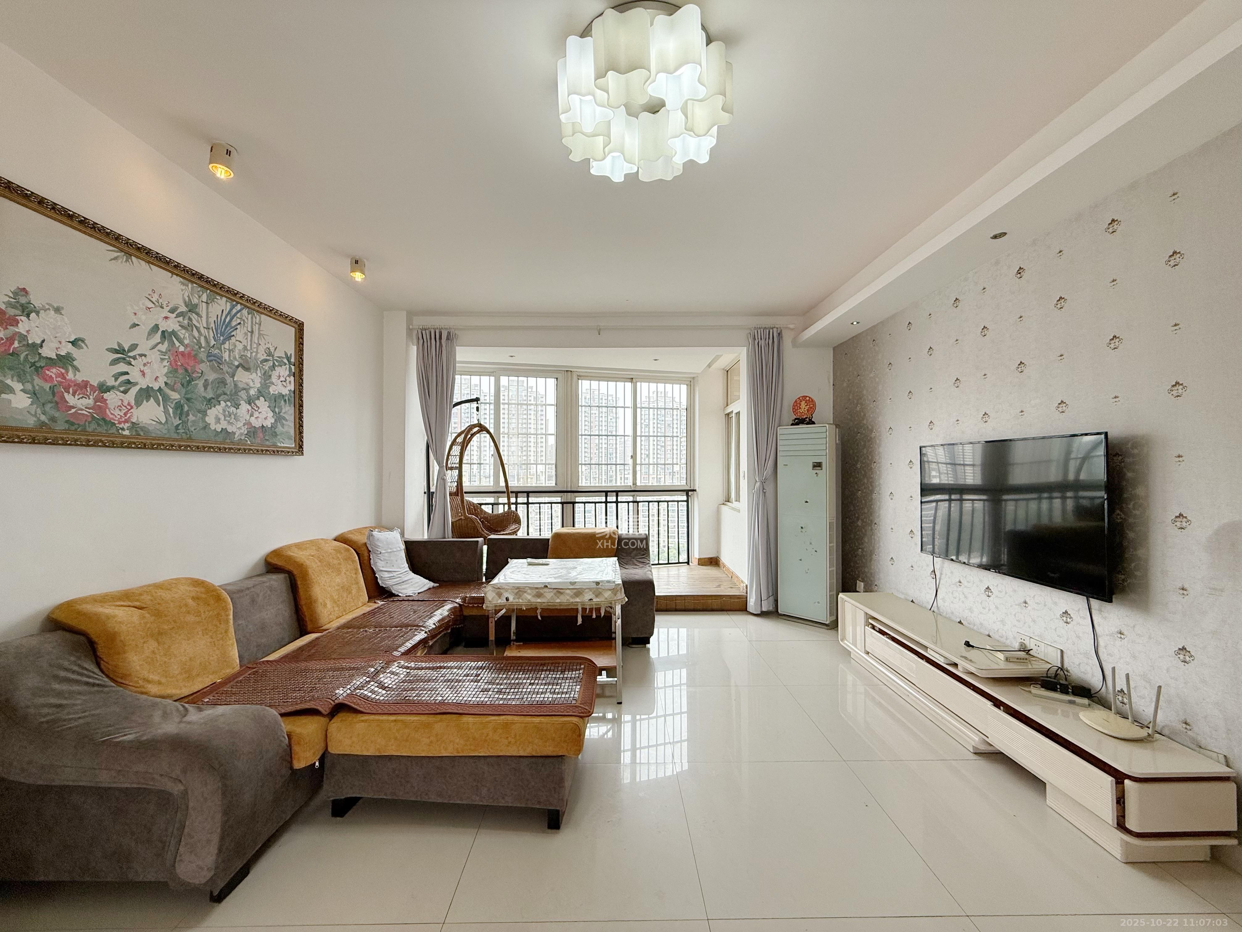 幸福洋房  3室2厅2卫    1800.0元/月 幸福洋房  3室2厅2卫    1800.0元/月