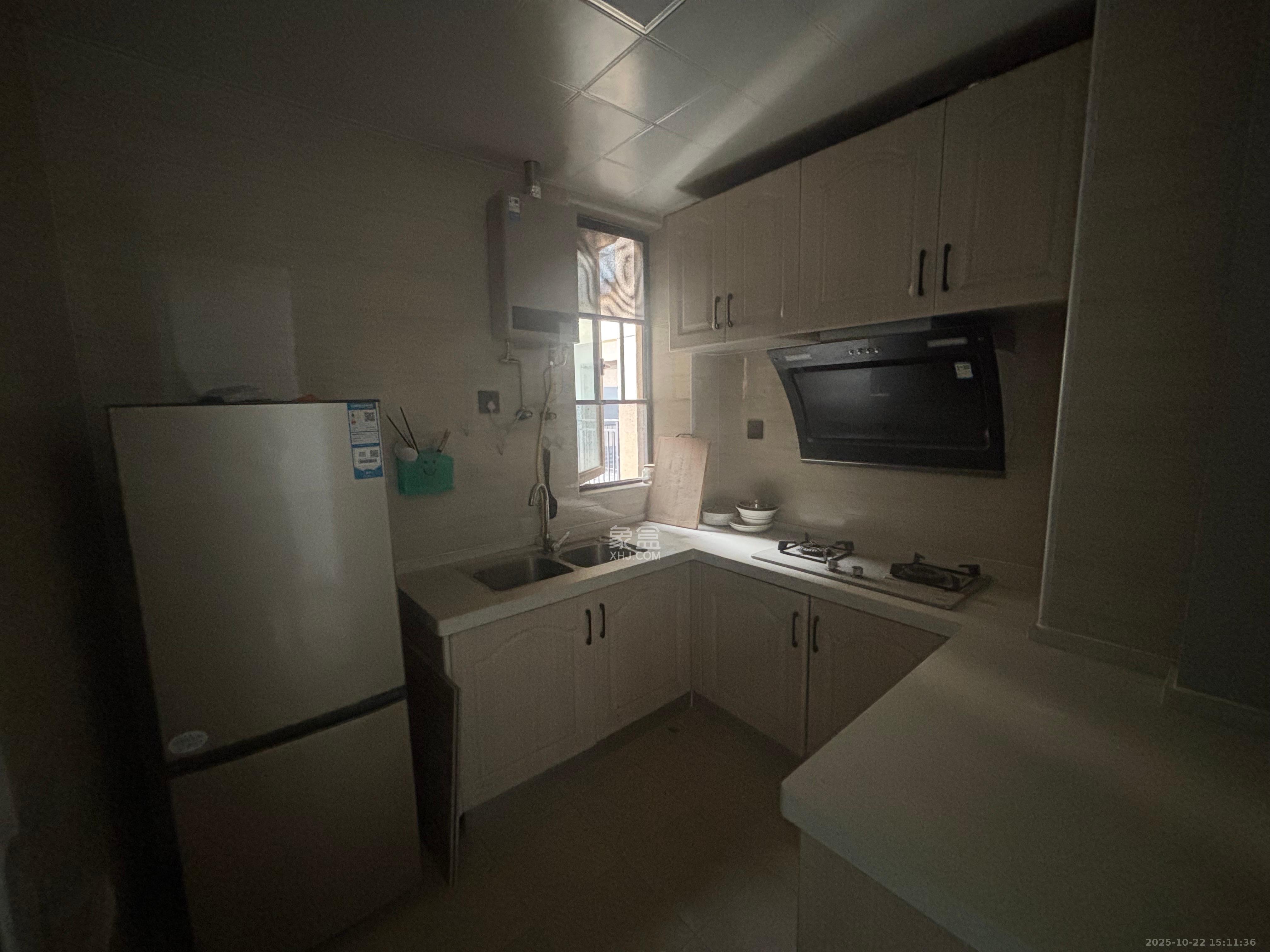 合能枫丹丽舍(柏悦名苑)  3室2厅1卫    2400.0元/月 合能枫丹丽舍(柏悦名苑)  3室2厅1卫    2400.0元/月室内图