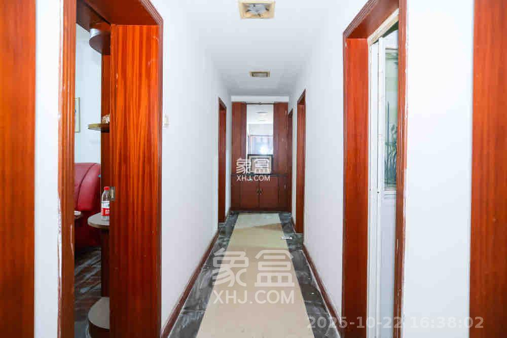 楚天家园 1室2厅2卫 2800.0元/月 楚天家园 1室2厅2卫 2800.0元/月室内图