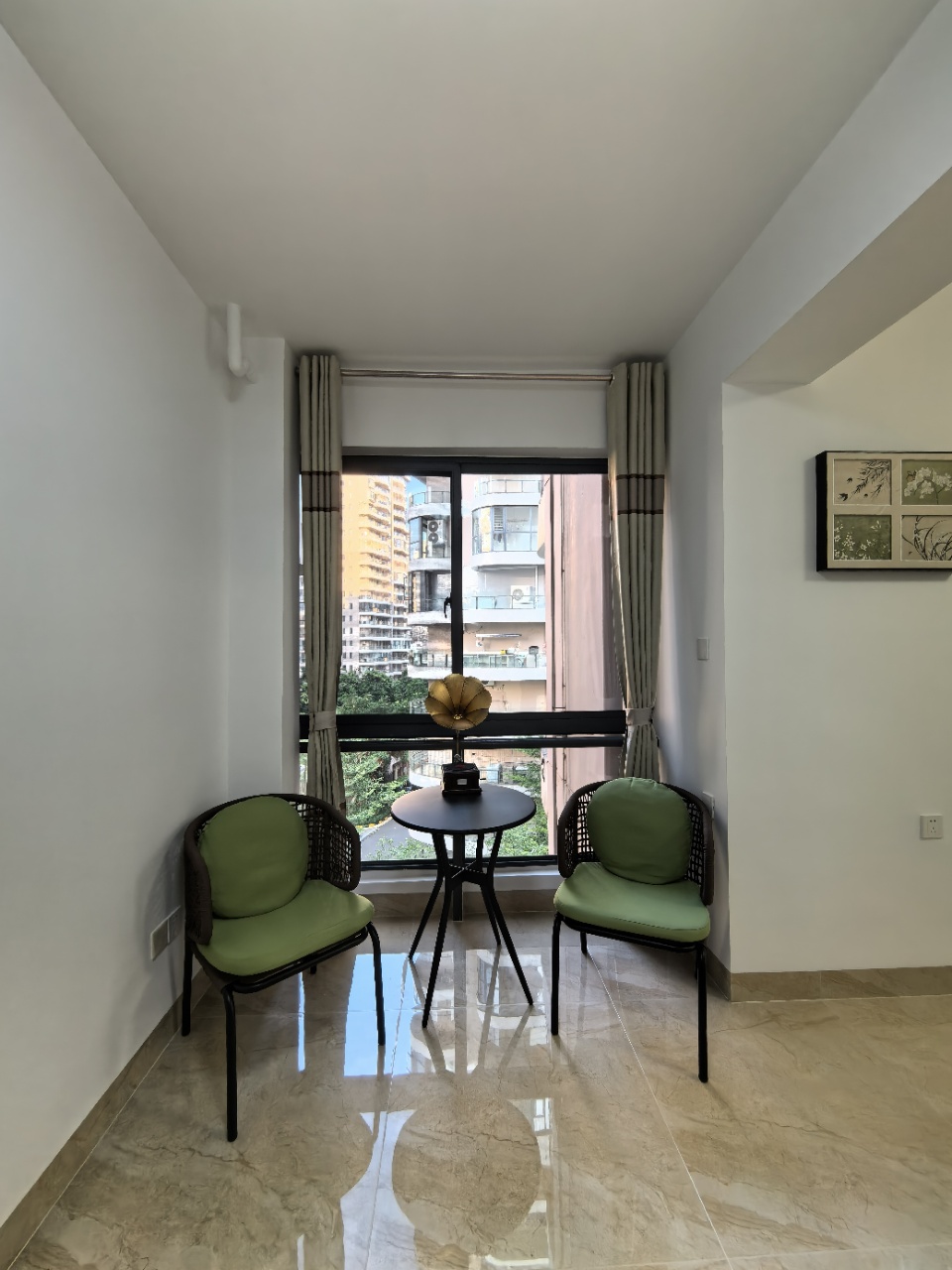 绿地海长流一期  2室2厅1卫    118.0万 绿地海长流一期  2室2厅1卫    118.0万室内图