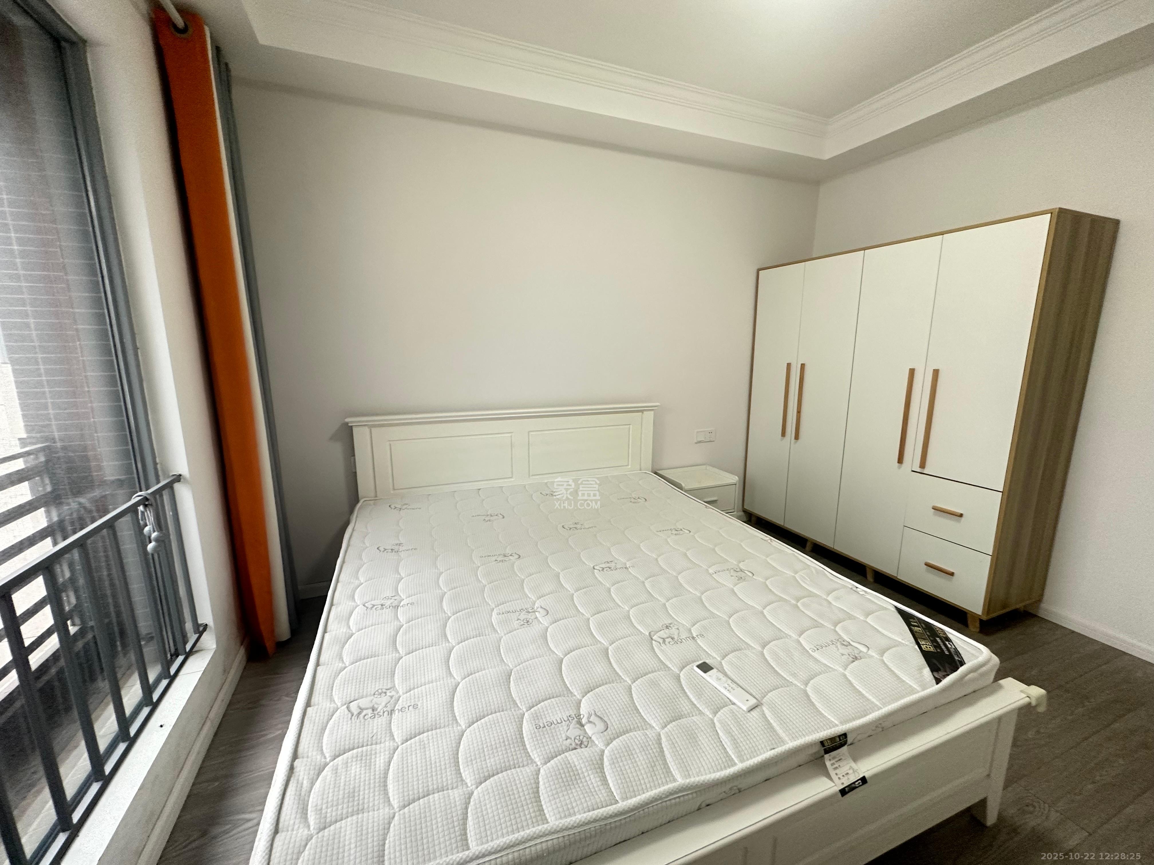 保利天禧D区  4室2厅1卫    4000.0元/月 保利天禧D区  4室2厅1卫    4000.0元/月室内图