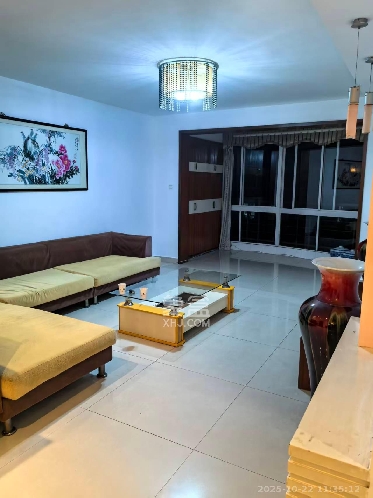 福乐康城 3室2厅2卫 2600.0元/月 福乐康城 3室2厅2卫 2600.0元/月室内图