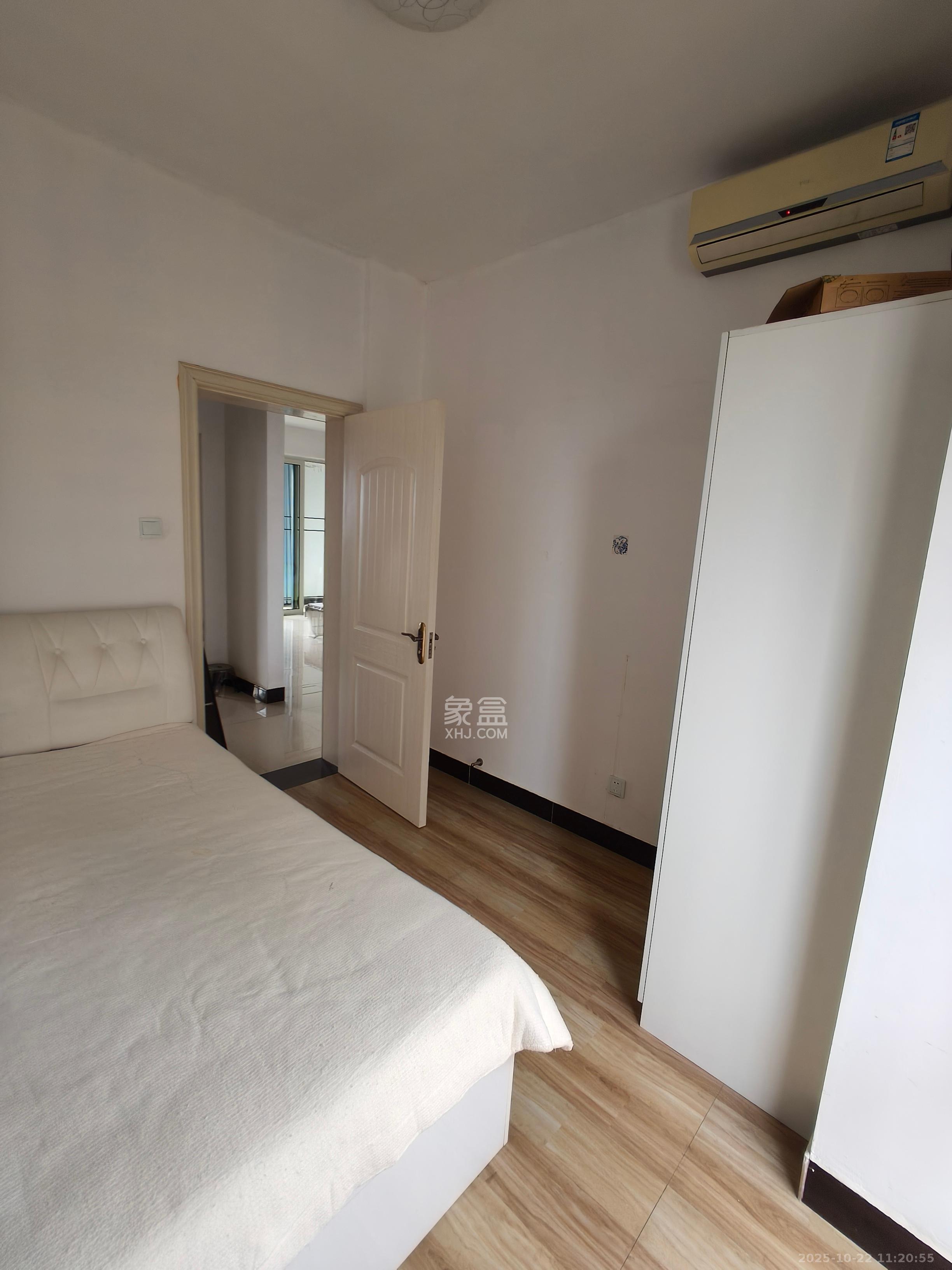 五矿万境水岸三期  2室2厅1卫    2000.0元/月室内图