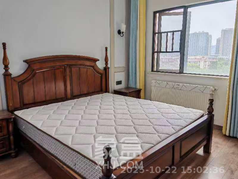 荣盛花语书苑  4室1厅2卫    3500.0元/月室内图