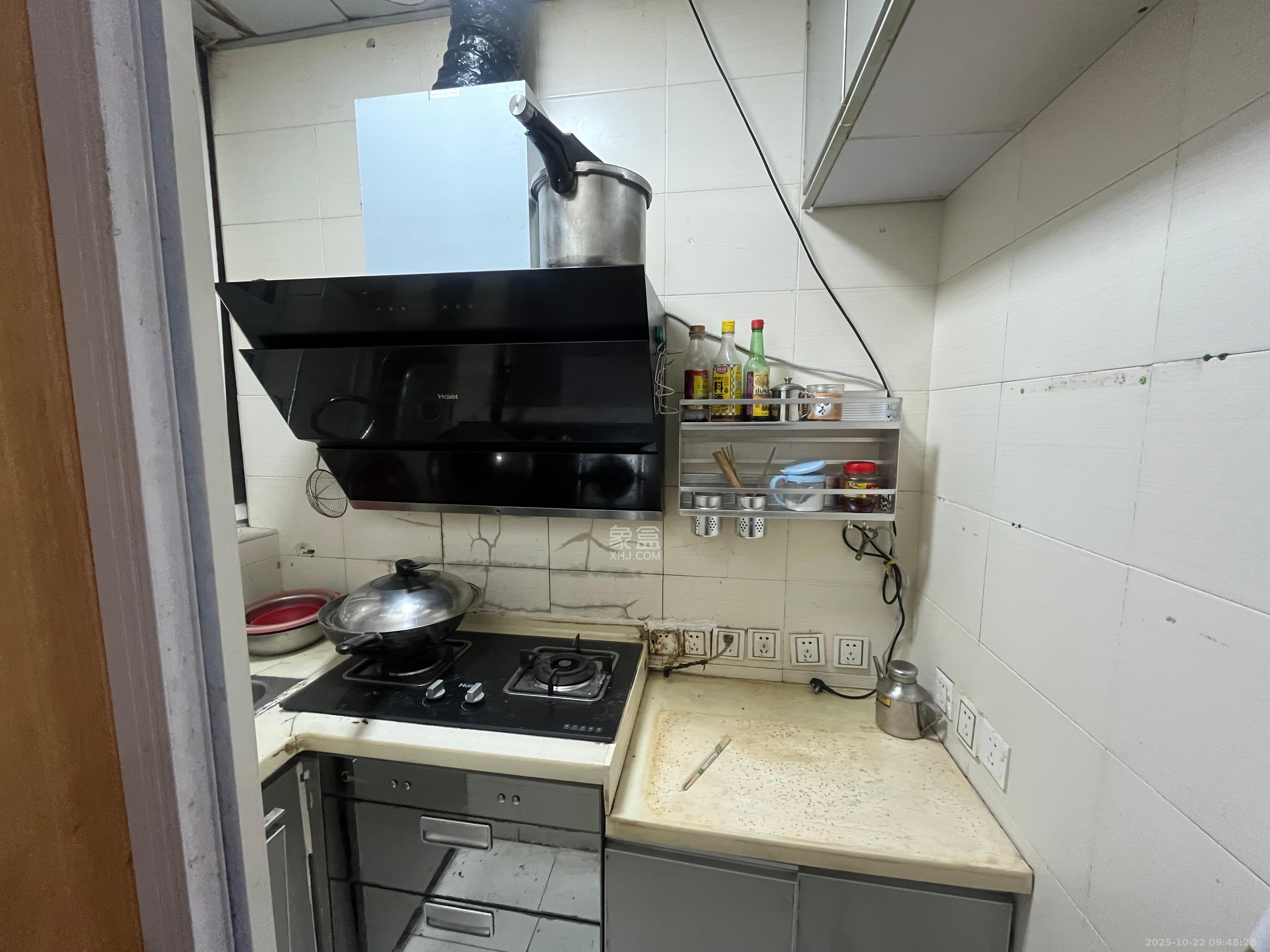 星典时代   42.68㎡      6000.0元/月室内图