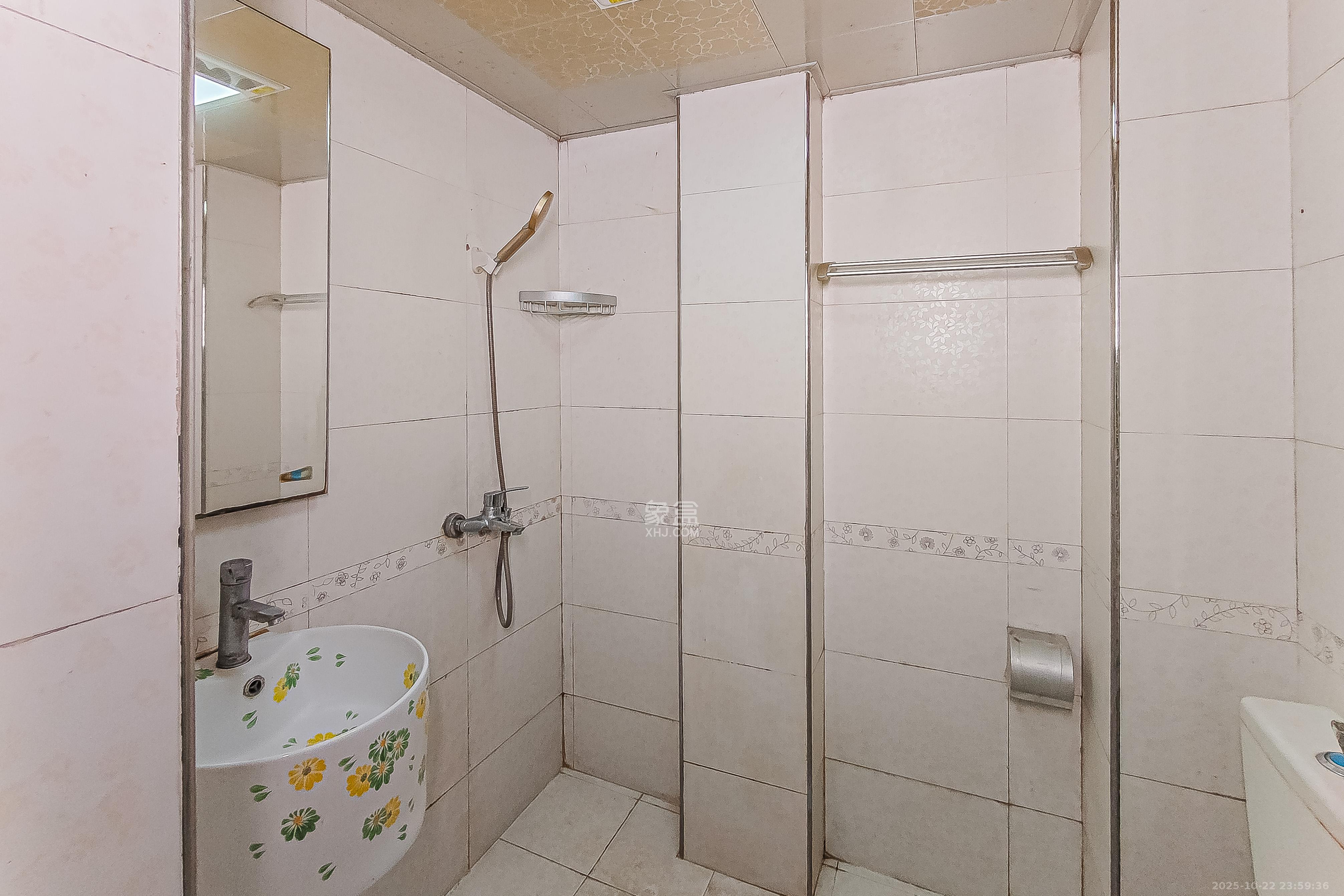 景泰雅苑(景江融城) 2室1厅1卫 66.8万 景泰雅苑(景江融城) 2室1厅1卫 66.8万卫生间