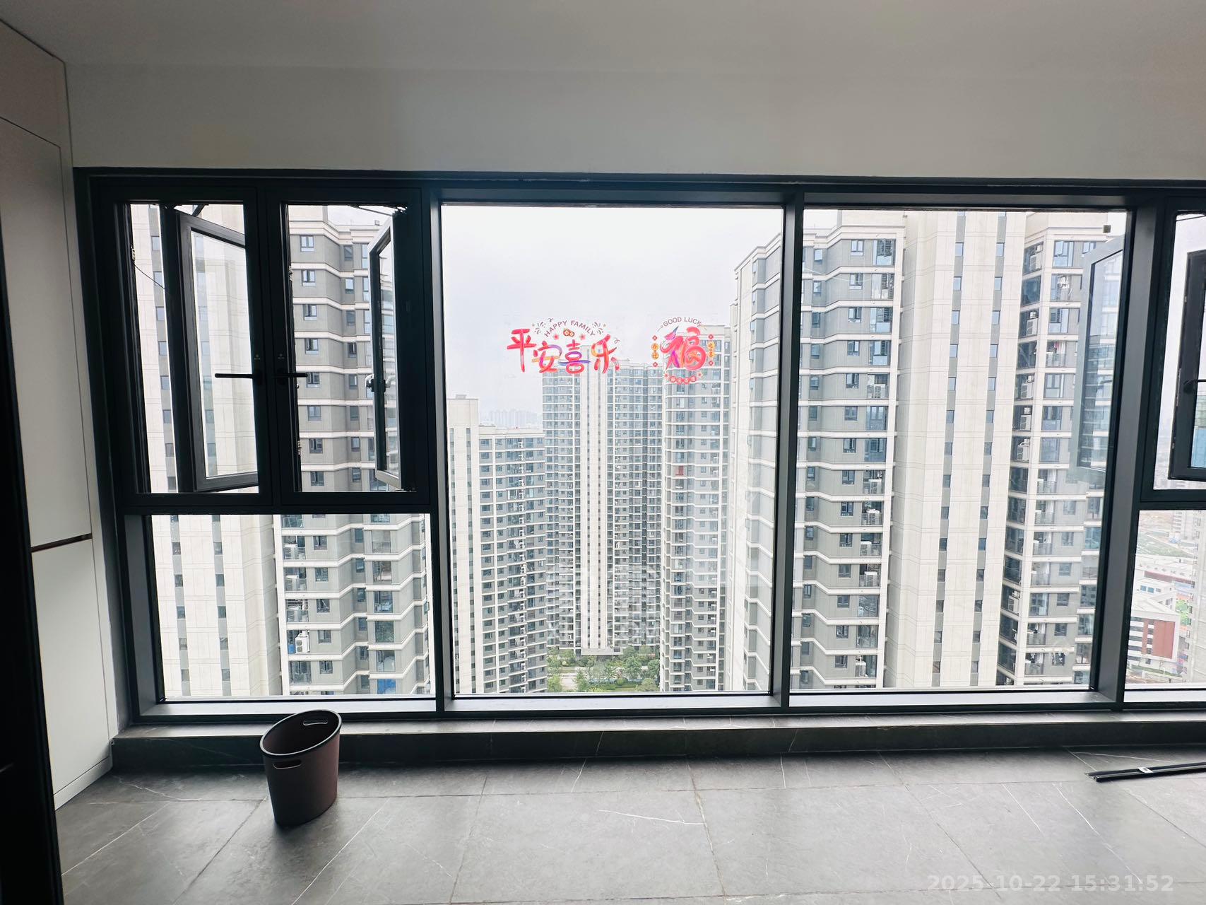 中海星樾府 3室2厅2卫 3600.0元/月 中海星樾府 3室2厅2卫 3600.0元/月室内图