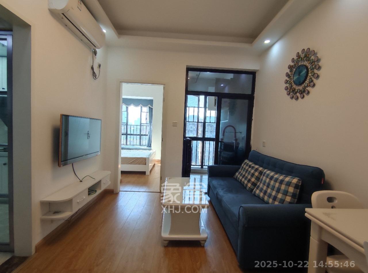 荣悦台  1室1厅1卫    2600.0元/月 荣悦台  1室1厅1卫    2600.0元/月