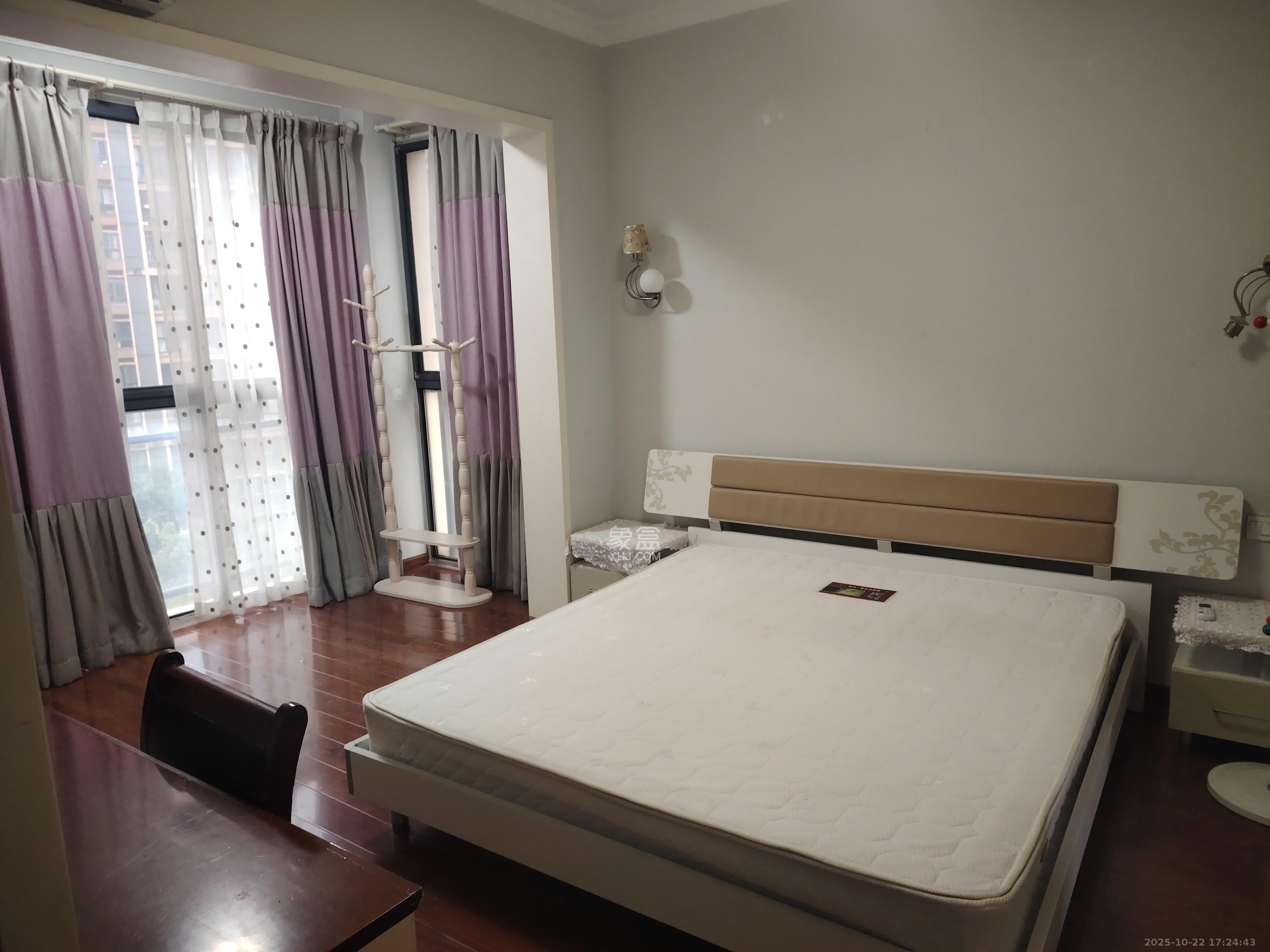 湘府十城（汇财御景湾新寓,汇财国际）  3室2厅2卫    2500.0元/月室内图