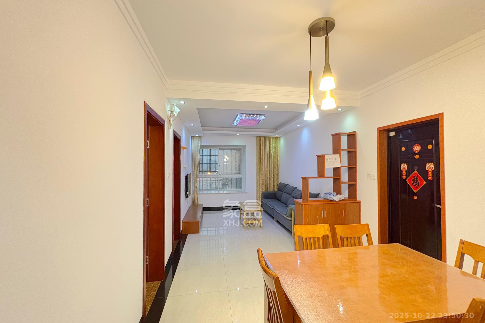 星典时代  3室2厅1卫    76.0万客厅