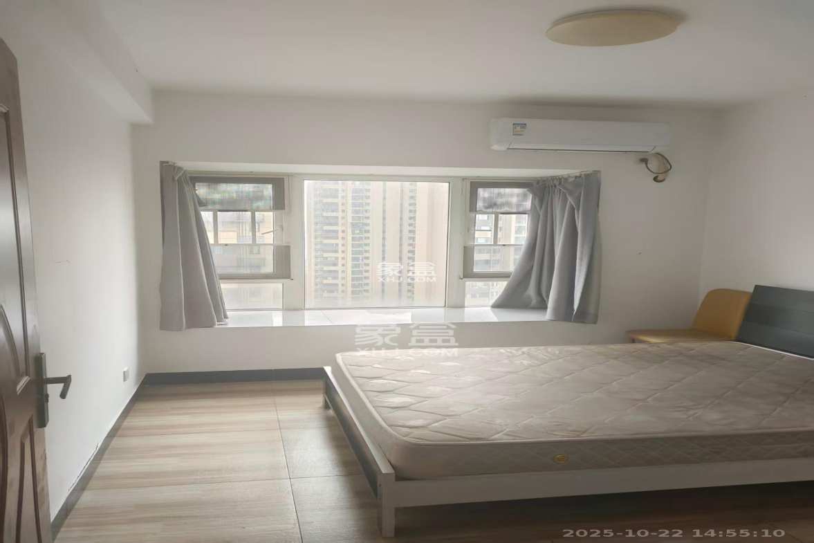 保利香槟国际  3室2厅2卫    1800.0元/月 保利香槟国际  3室2厅2卫    1800.0元/月室内图