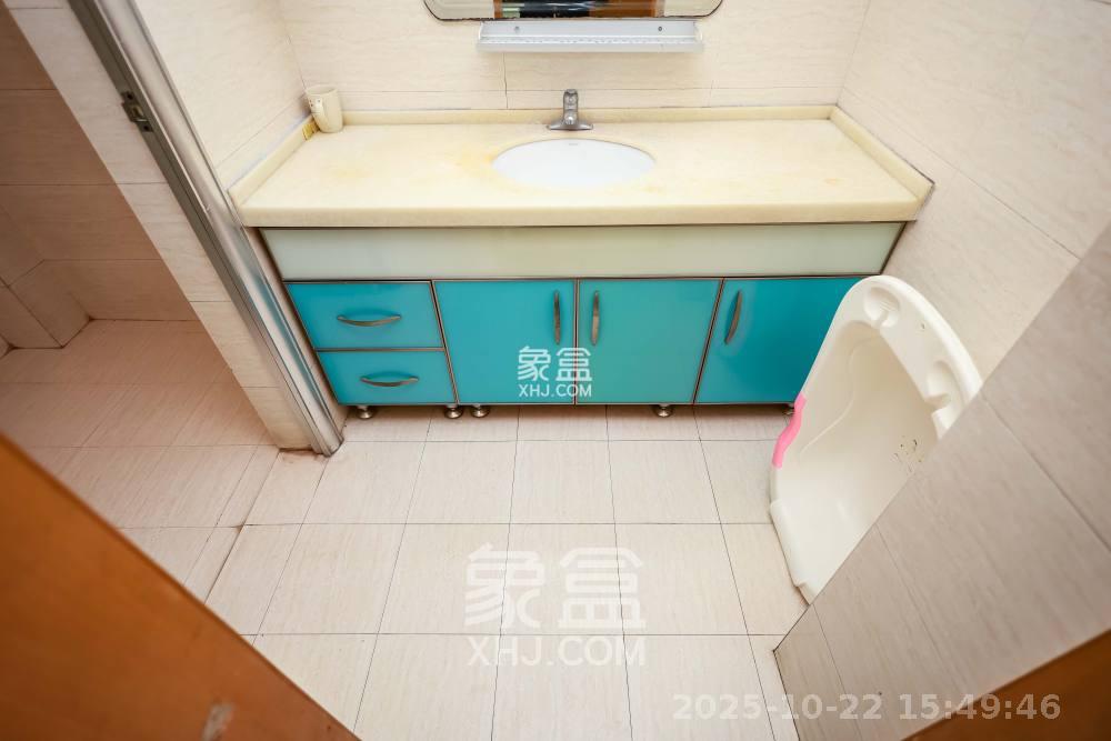 时代天骄  3室2厅2卫    2600.0元/月室内图