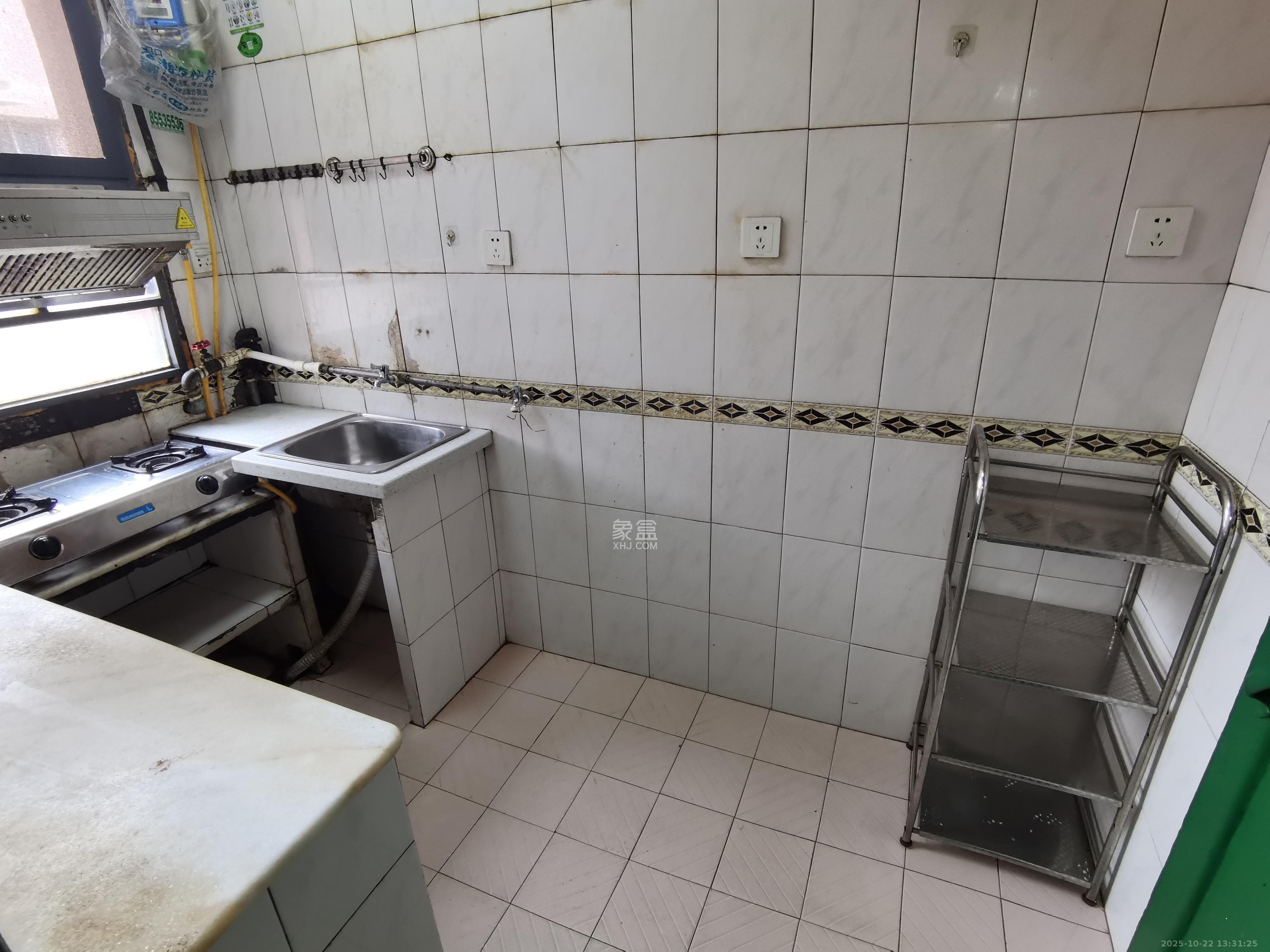 水泵厂宿舍  2室1厅1卫    1500.0元/月 水泵厂宿舍  2室1厅1卫    1500.0元/月室内图