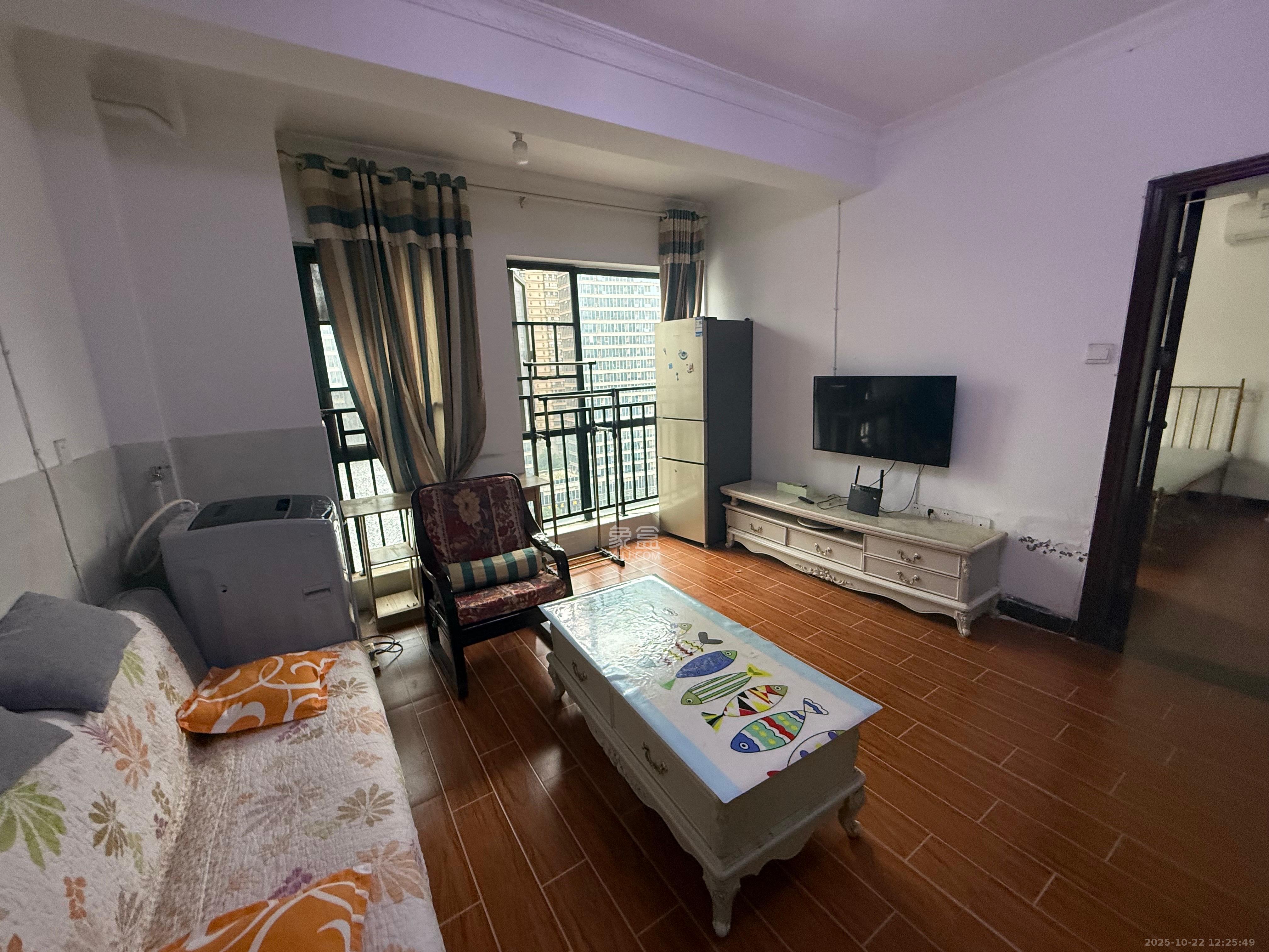 岳北和苑  1室1厅1卫    1700.0元/月