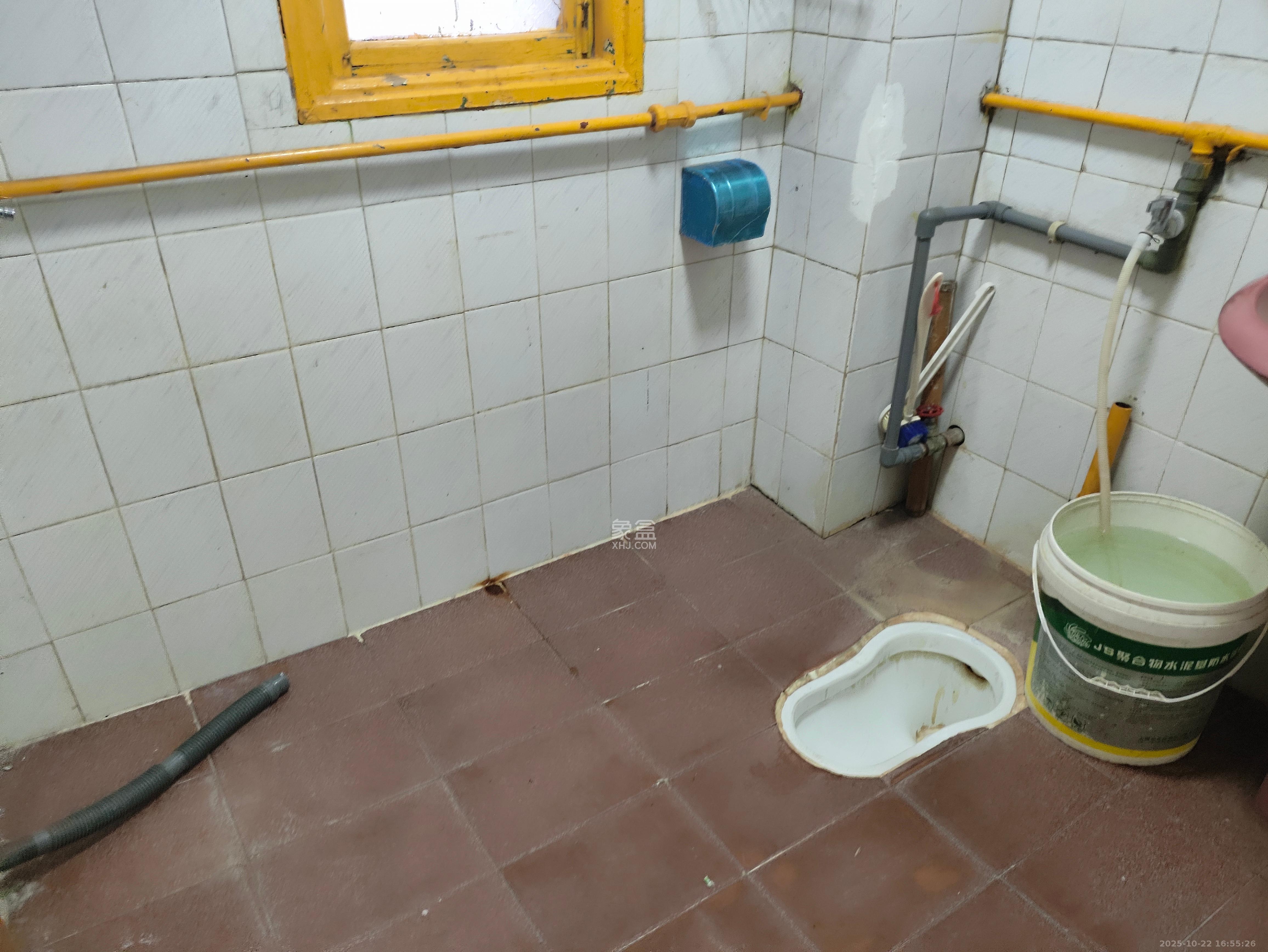 南湖公寓(万顺公寓) 3室2厅1卫 2080.0元/月 南湖公寓(万顺公寓) 3室2厅1卫 2080.0元/月室内图