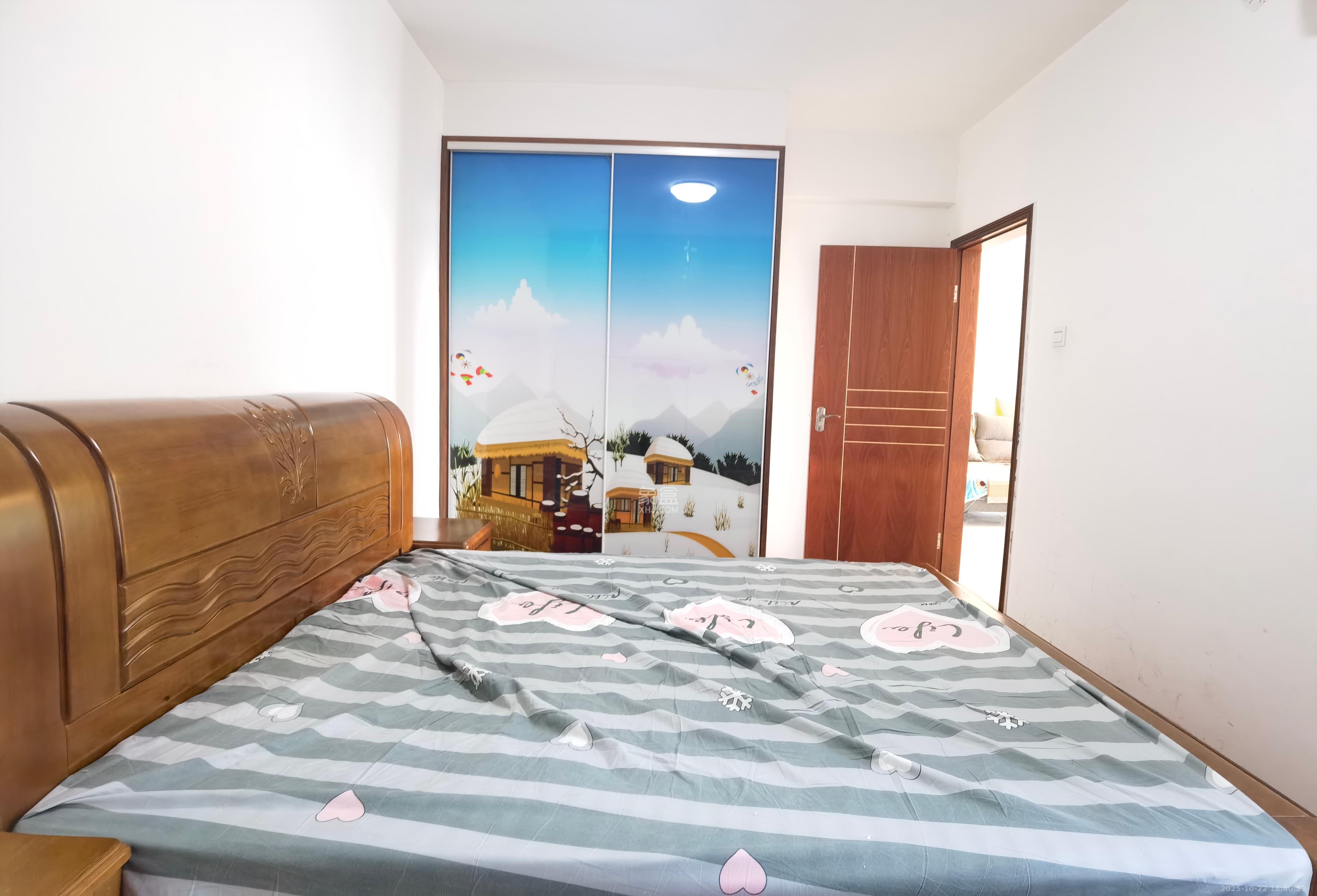 中信文化广场(中信新城二期)  2室2厅1卫    1700.0元/月 中信文化广场(中信新城二期)  2室2厅1卫    1700.0元/月室内图