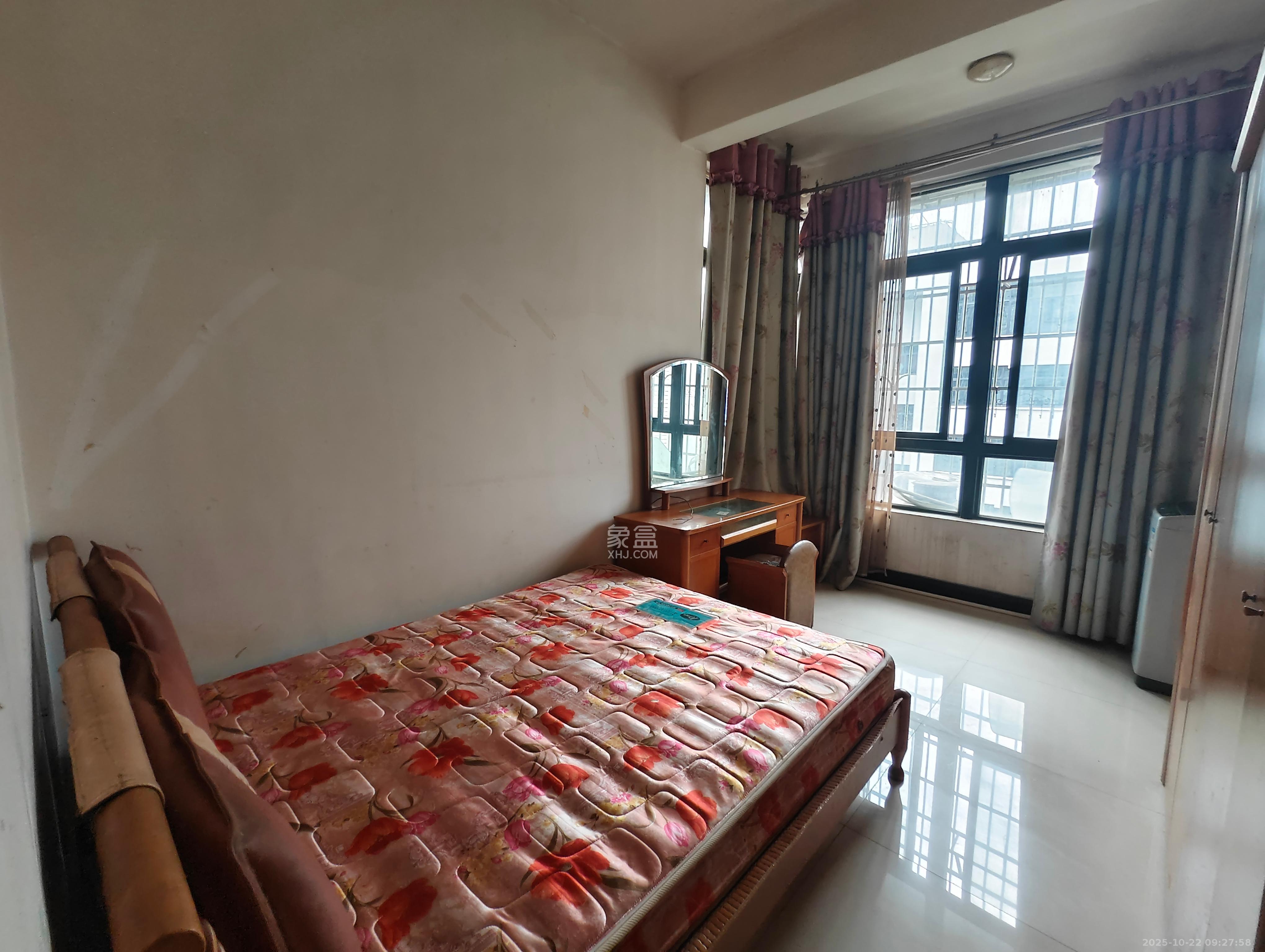 星沙派  1室1厅1卫    1000.0元/月室内图