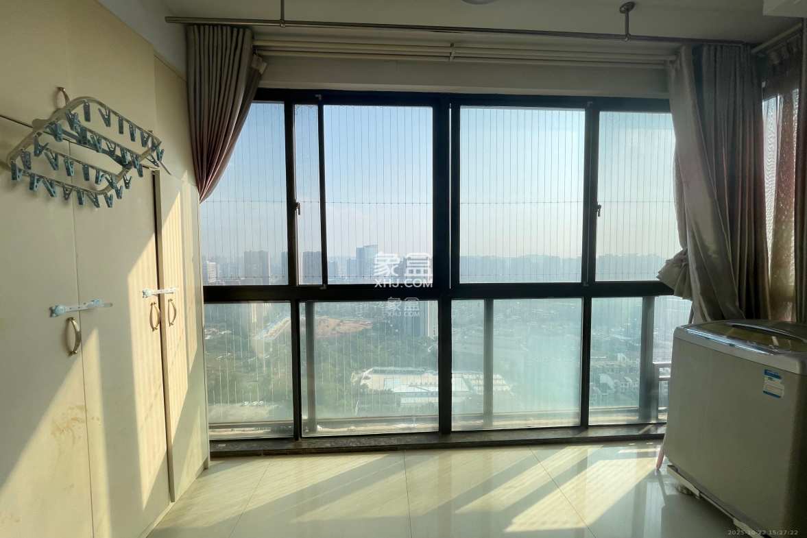 城南故事家园  2室2厅1卫    1900.0元/月 城南故事家园  2室2厅1卫    1900.0元/月室内图