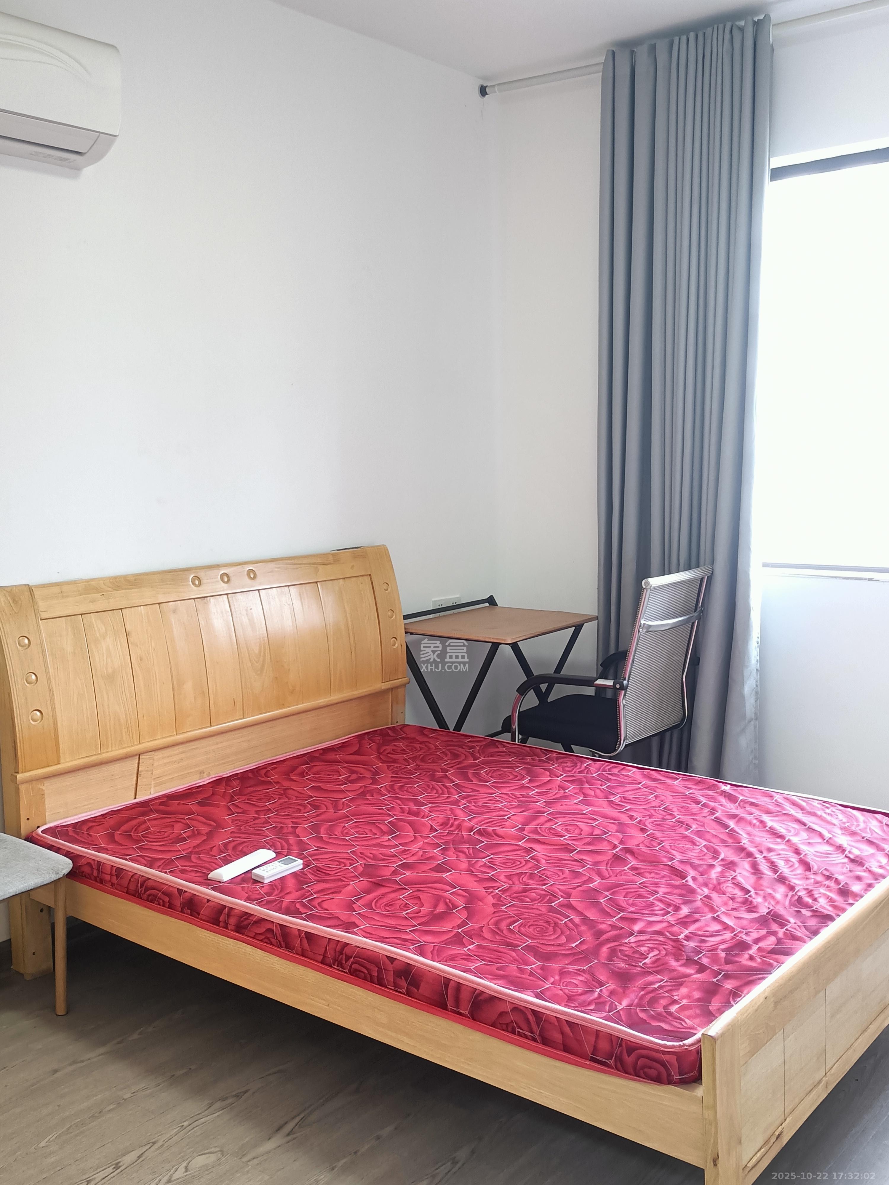 长房星珑湾  3室2厅1卫    1800.0元/月 长房星珑湾  3室2厅1卫    1800.0元/月室内图