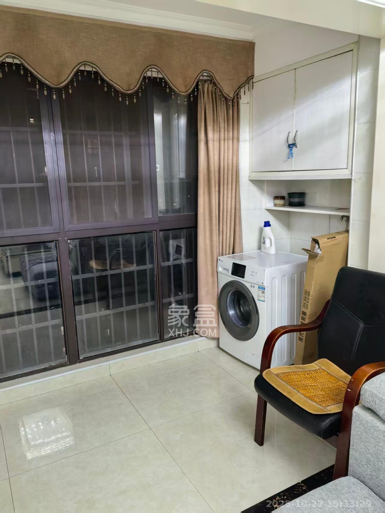 金科时代中心  3室2厅2卫    2550.0元/月室内图