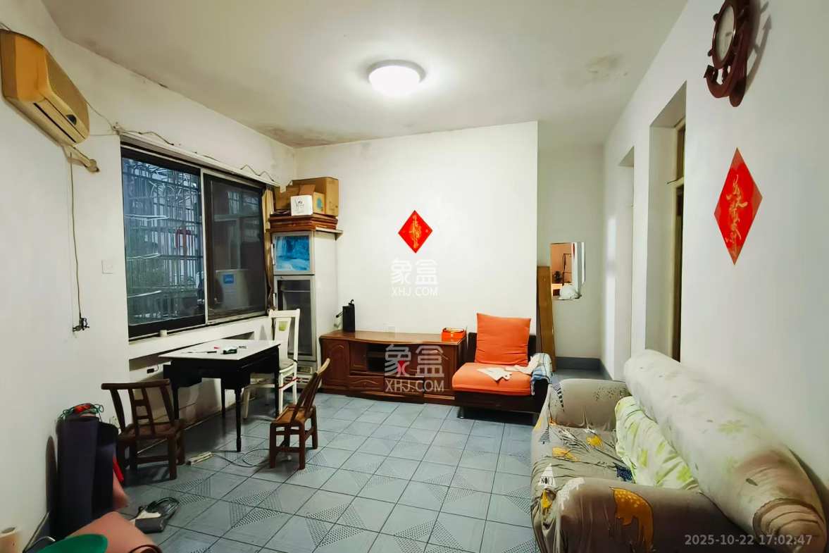 英才园二片  3室2厅1卫    1900.0元/月 英才园二片  3室2厅1卫    1900.0元/月室内图