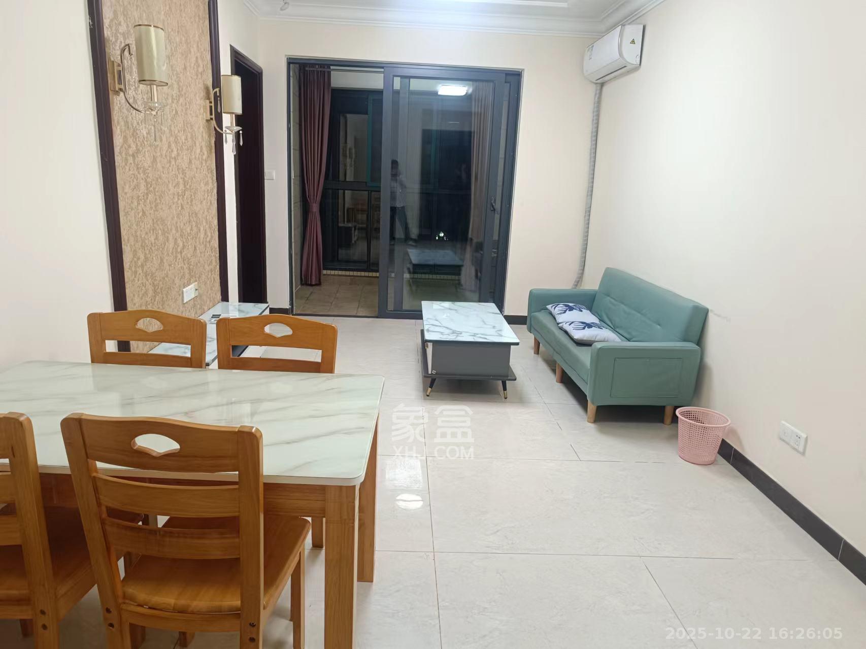 恒大国际广场  2室0厅0卫    2100.0元/月 恒大国际广场  2室0厅0卫    2100.0元/月