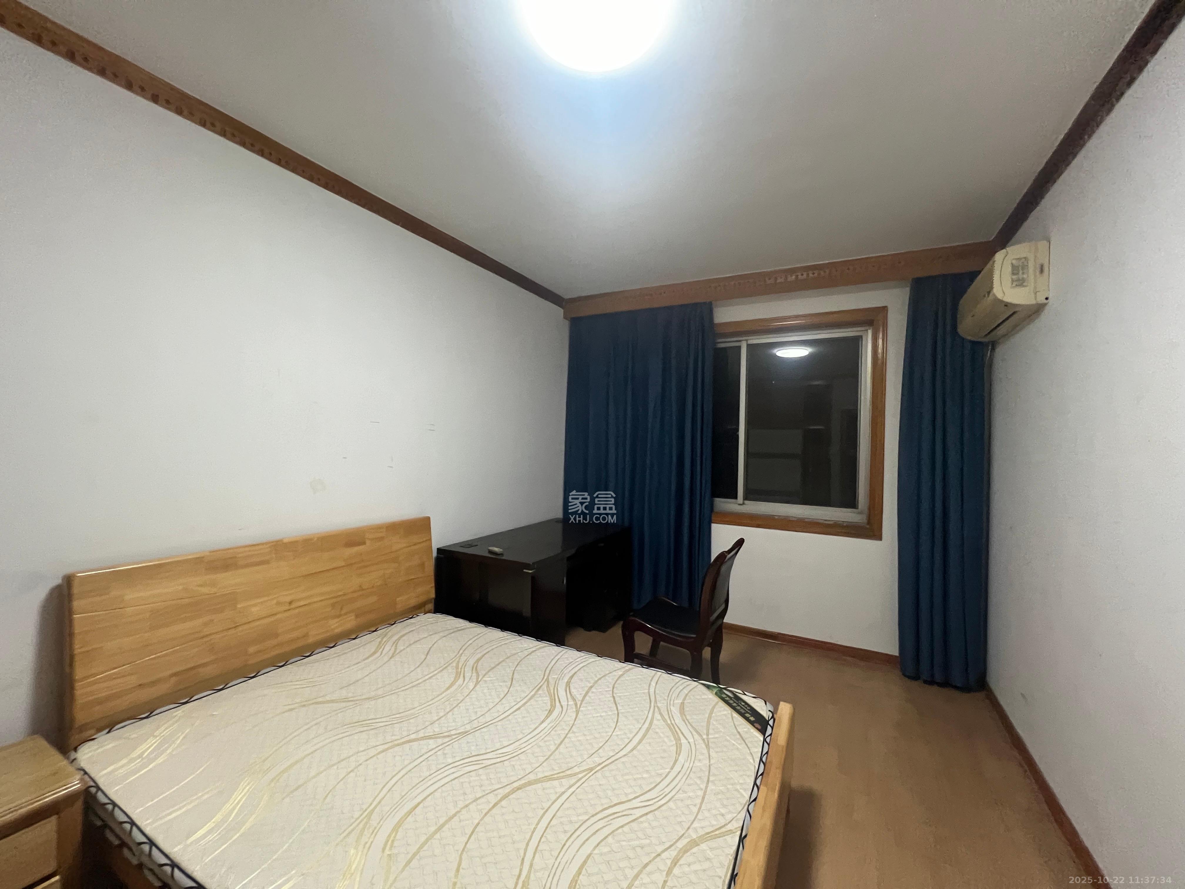 学宫街64号银行宿舍  2室1厅1卫    2800.0元/月室内图