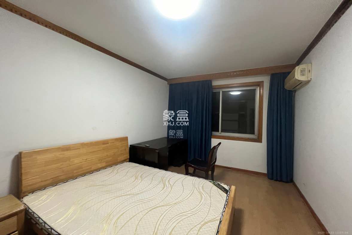 学宫街64号银行宿舍 2室1厅1卫 2800.0元/月 学宫街64号银行宿舍 2室1厅1卫 2800.0元/月室内图