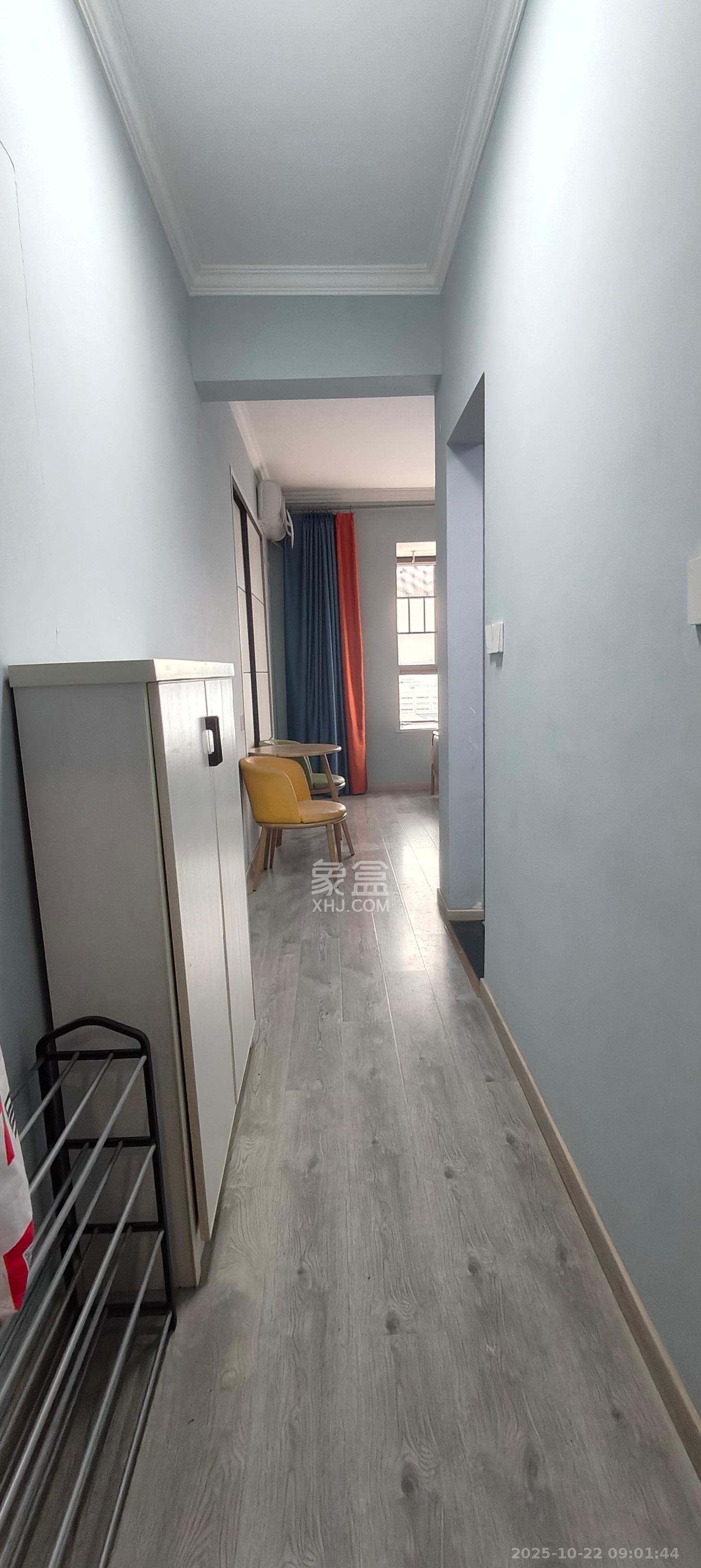 财汇新天地(财汇商务广场)  1室1厅1卫    900.0元/月 财汇新天地(财汇商务广场)  1室1厅1卫    900.0元/月