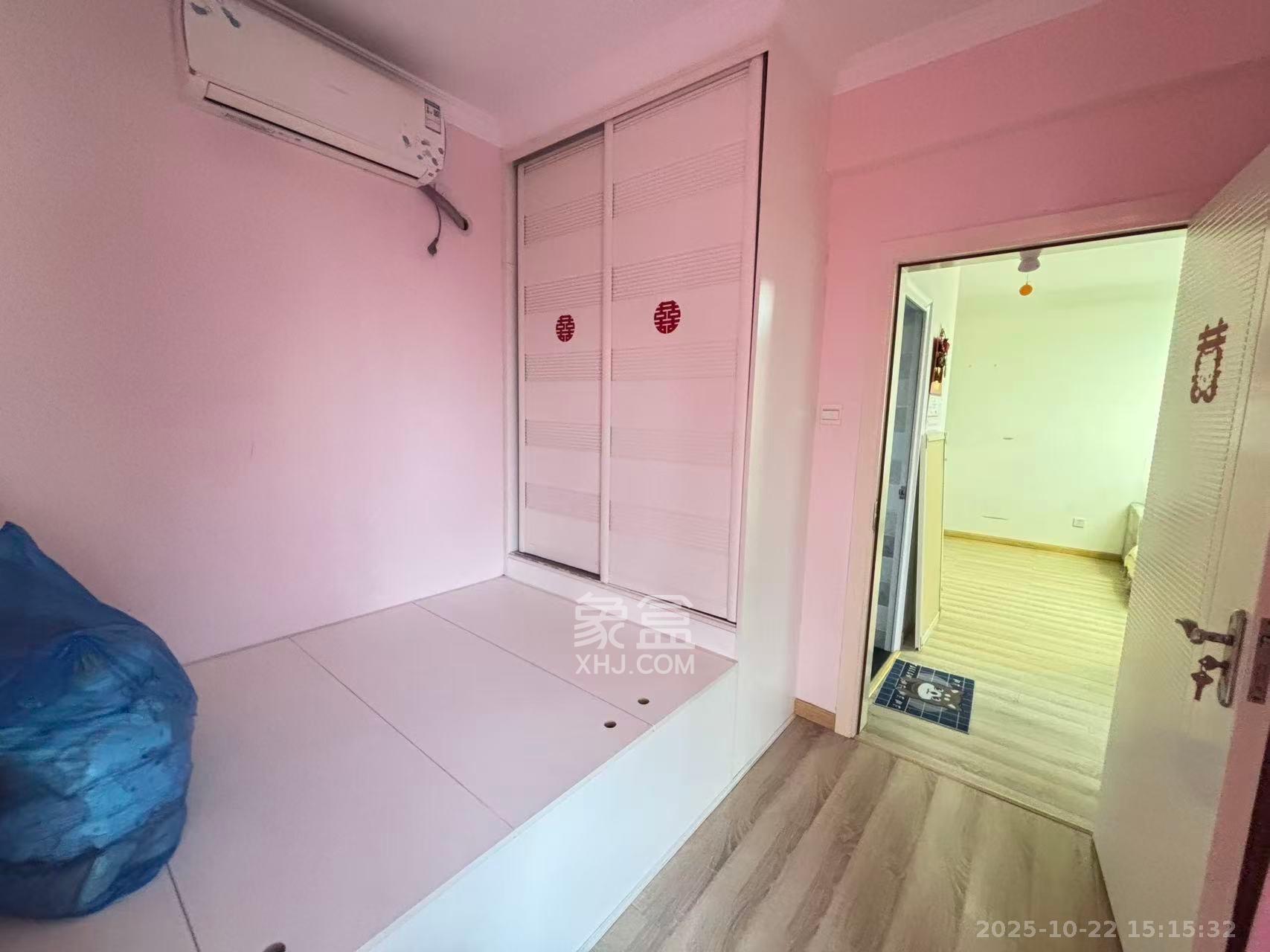 蓝光幸福满庭  2室2厅1卫    2000.0元/月 蓝光幸福满庭  2室2厅1卫    2000.0元/月室内图