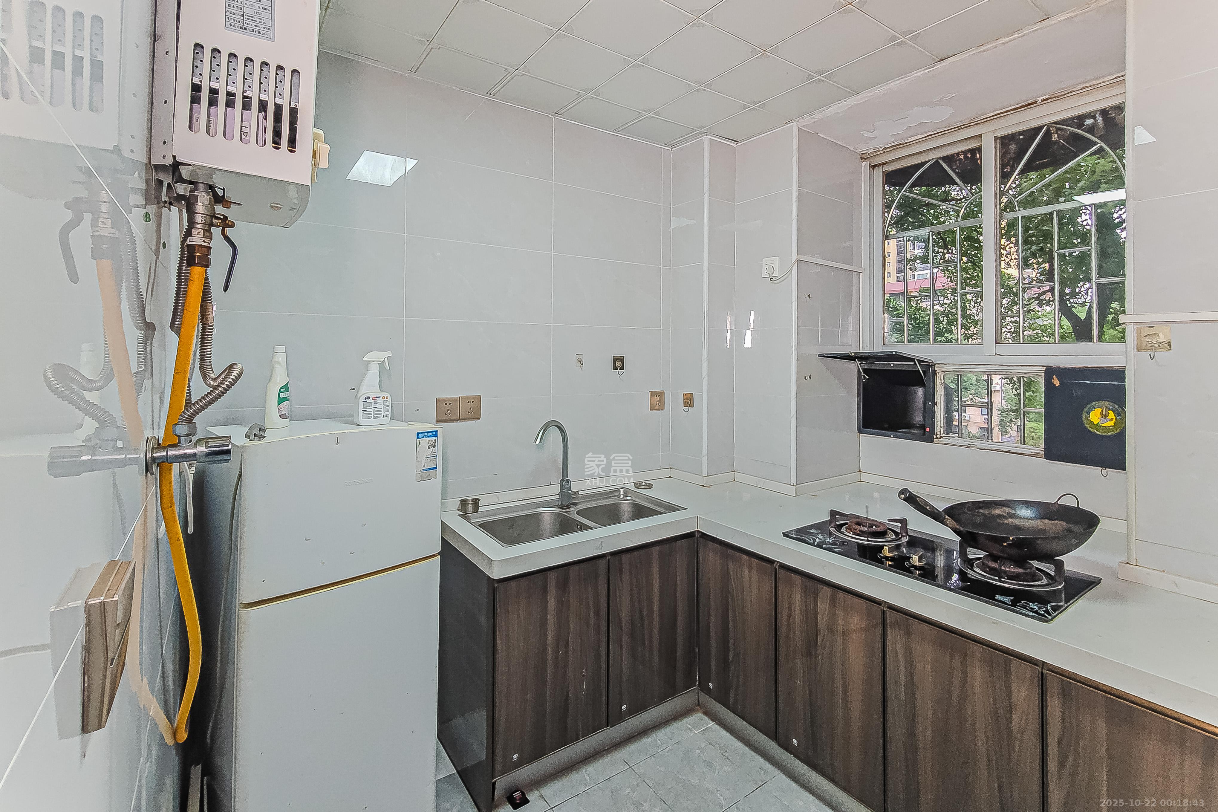 化工设计院  3室2厅1卫    80.0万厨房