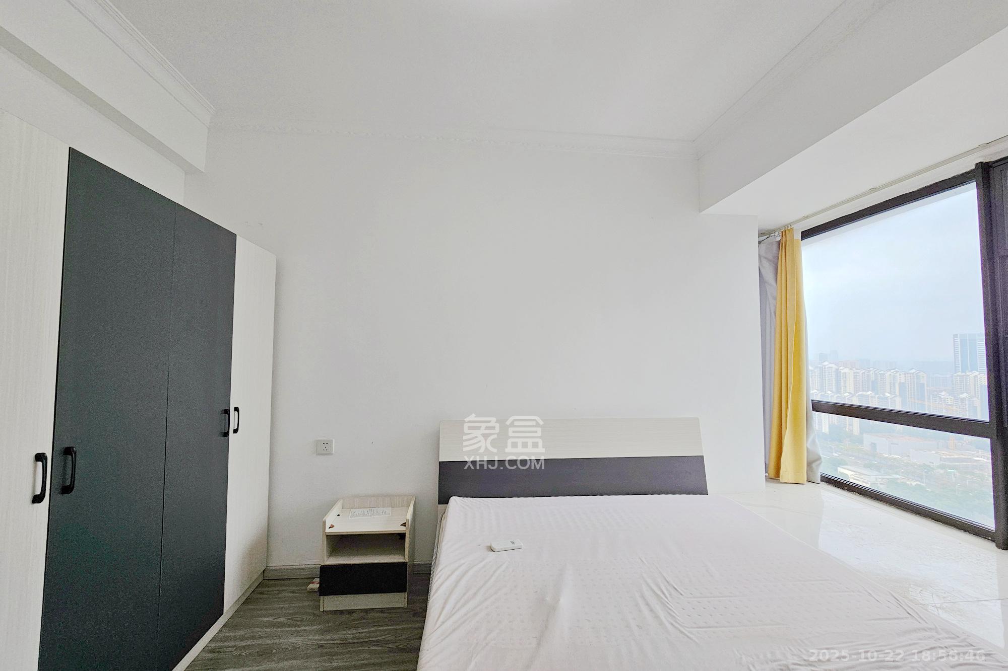 明昇壹城（明昇时代广场）二期  4室2厅2卫    172.0万卧室