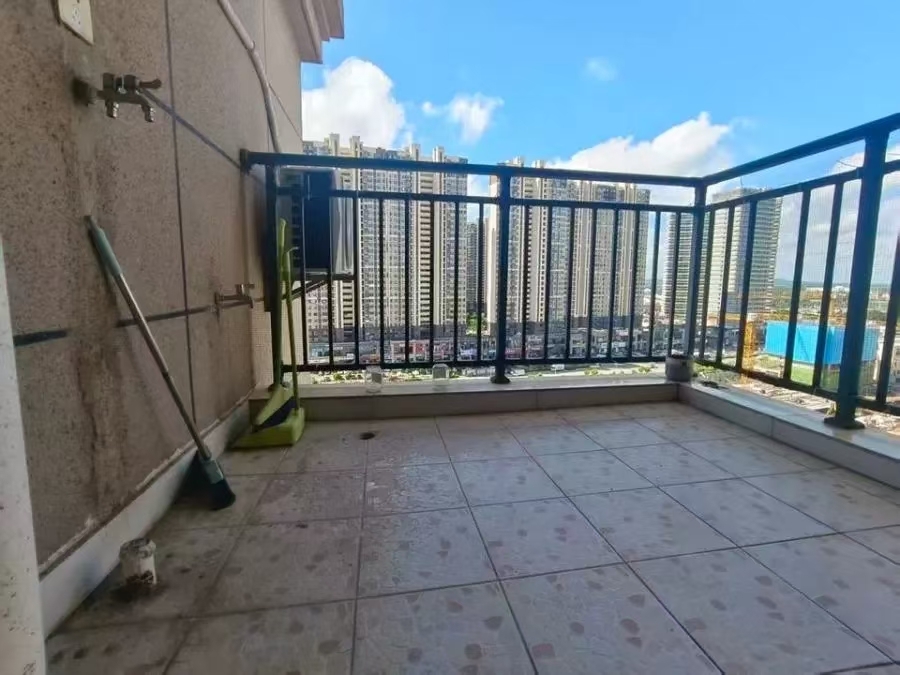 亚太.银泉花园  2室2厅1卫    70.63万室内图